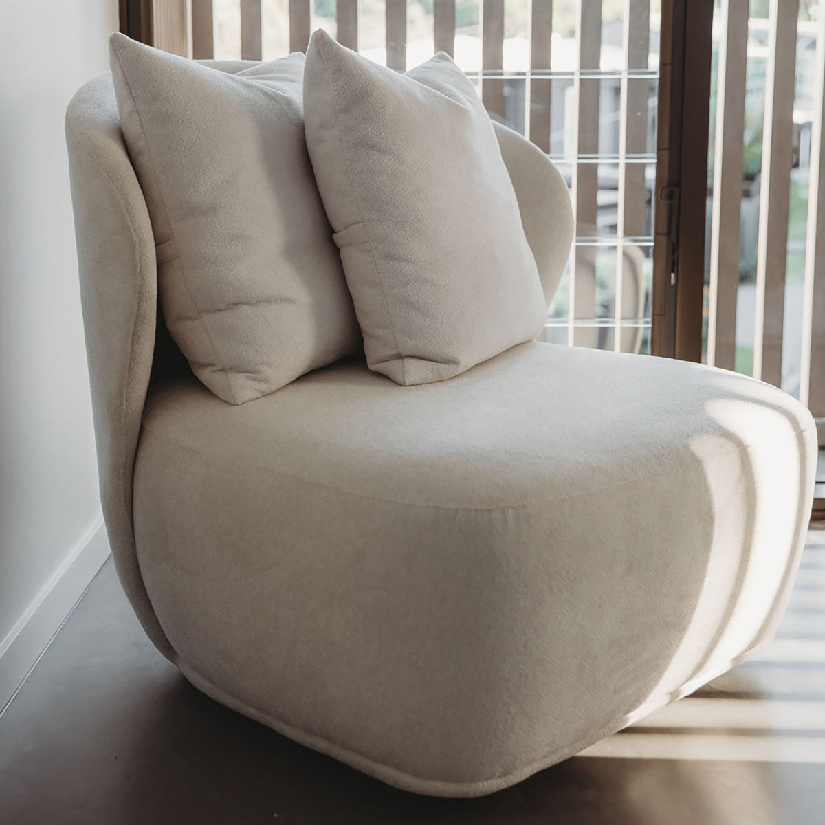 Premium Cotton Star Armchair - Modern Accent Chair for Living Room, Bedroom & Office - Soft Upholstered Lounge Chair with Sturdy Wooden Legs - Perfect for Relaxing, Reading & Decorating Your Home