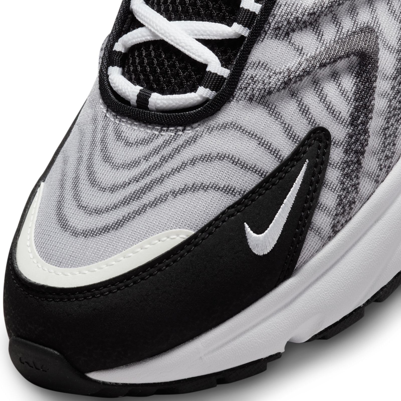 Nike Men's Gymnastics Shoes - Lightweight Sports Shoes for Men - Perfect for Gymnastics, Workouts & Cross Training - Breathable & Flexible Design