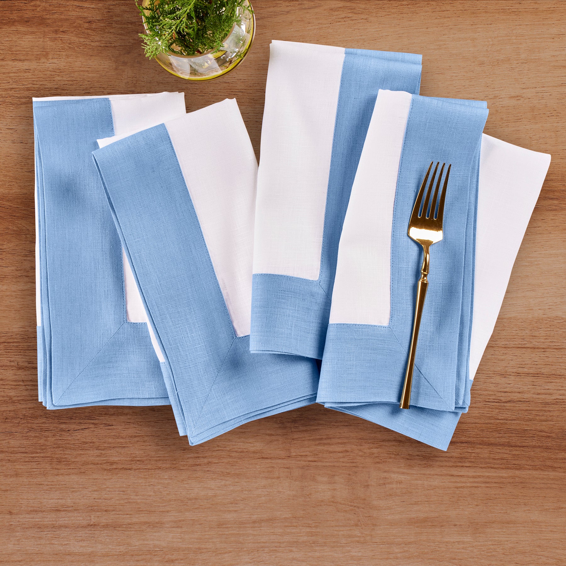 Elegant Contempo Napkins - Set of 4 Premium Cotton Dinner Napkins for Formal Dining, Parties & Special Occasions