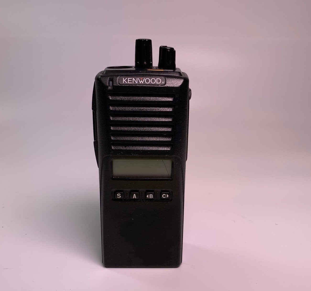 Kenwood TK-480 800MHz Two-Way Radio Portable Walkie Talkie for Business, Security & Outdoor Adventures