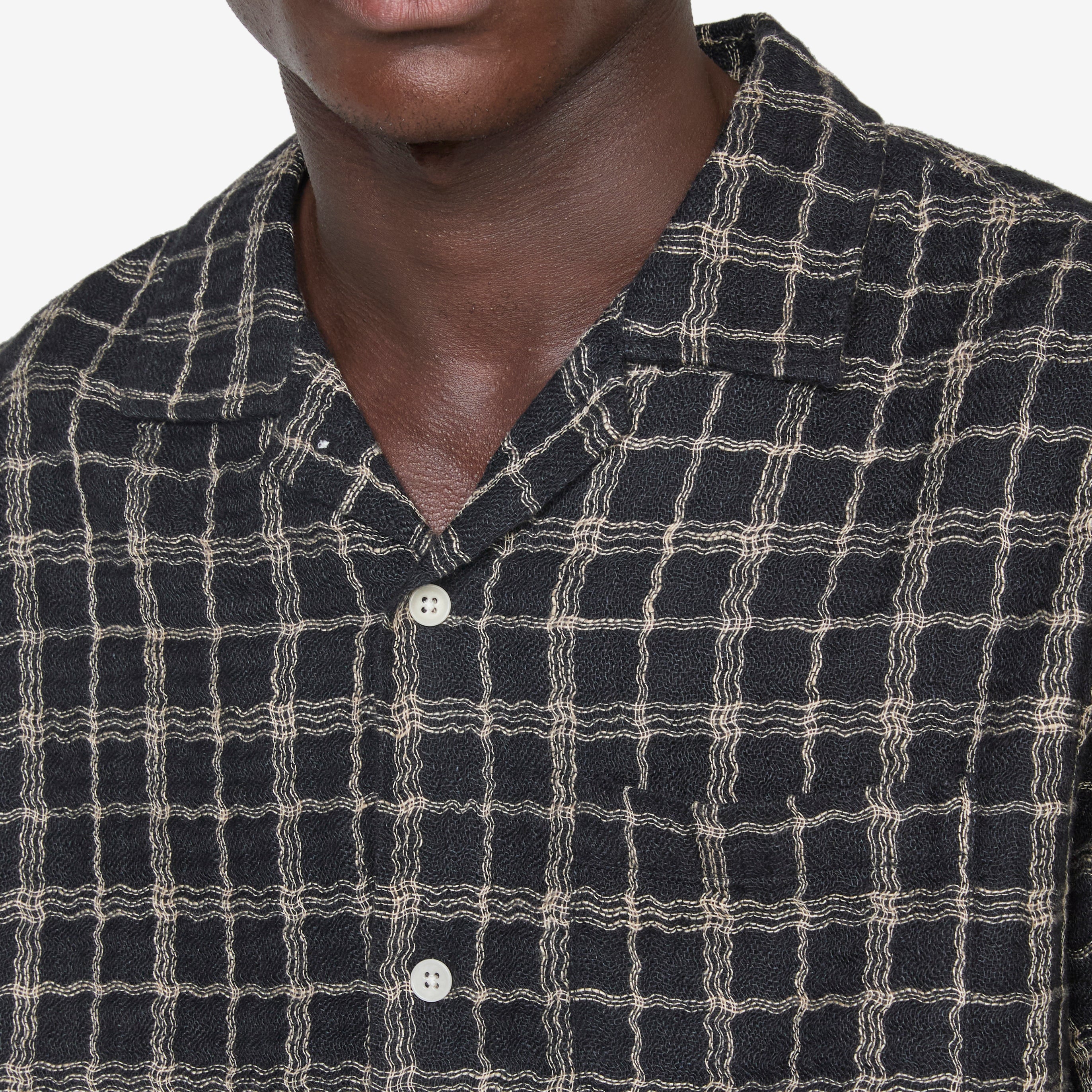 Wavy Linen Short Sleeve Shirt for Men - Breathable & Lightweight Summer Casual Shirt in Black - Perfect for Beach, Vacation & Outdoor Activities
