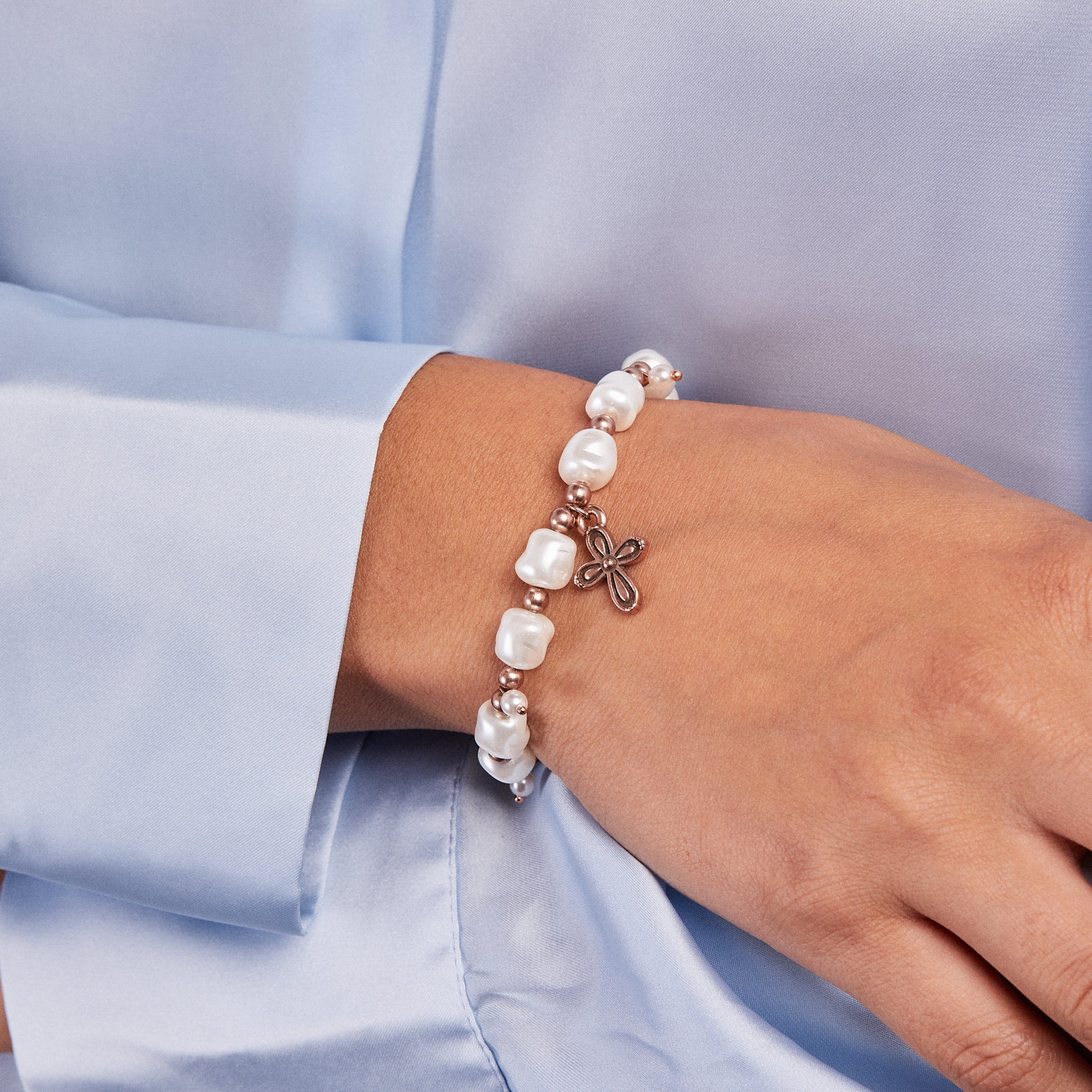 Elegant Cross Pearl Stretch Bracelet for Women - Adjustable Beaded Fashion Jewelry - Perfect for Parties, Weddings & Everyday Wear