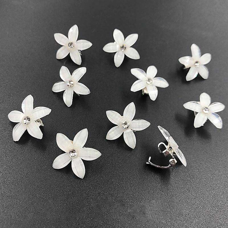 BARTOSI Small White Flower Hair Clips - Pack of 5 Floral Hair Barrettes for Women & Girls | Wedding, Bridal, Boho, Princess & Rapunzel Hair Accessories