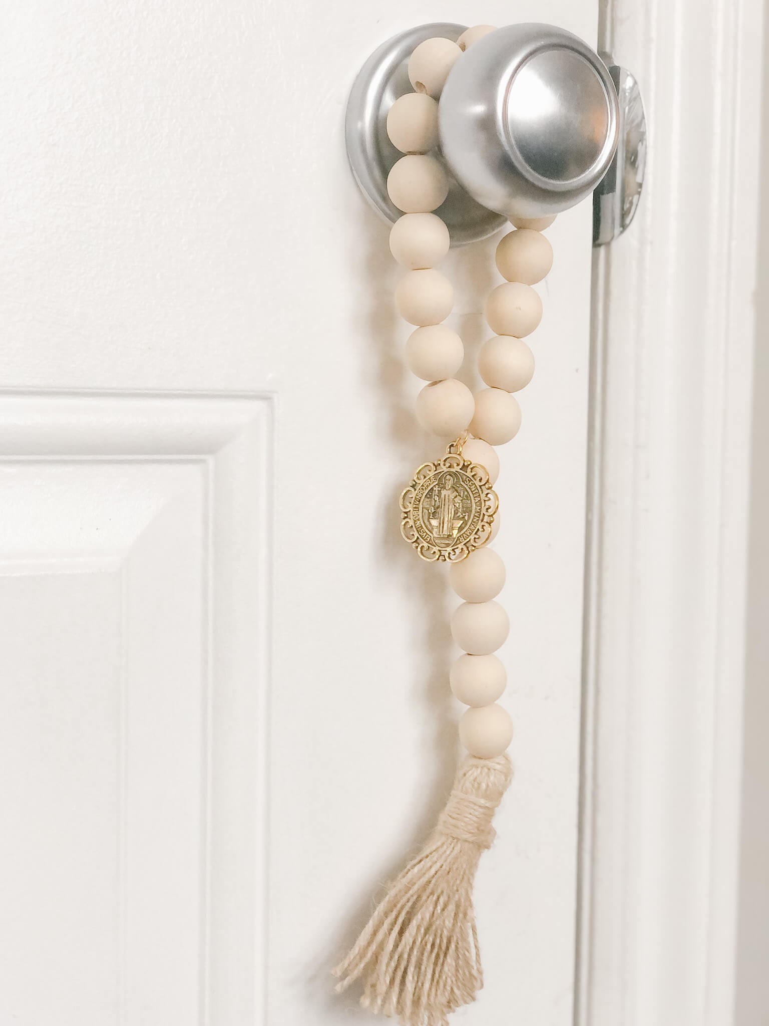 St. Benedict Home Blessing Door Hanger - Religious Wall Decor for Catholic House Protection - Perfect for Front Door, Bedroom, or Gift Giving