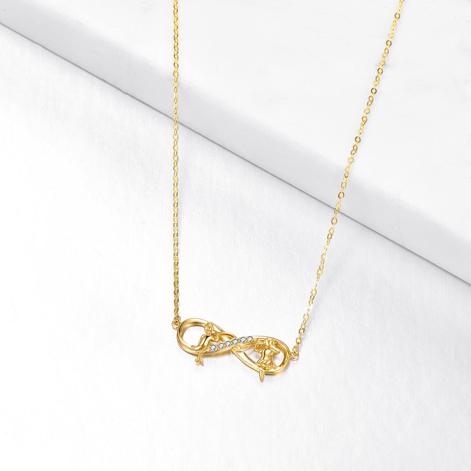 14K Real Gold Sister Necklace for Women - Heart Pendant Jewelry Gift for Mom, Sister & Best Friend - Perfect for Mother's Day, Birthday & Anniversary - Elegant Layering Necklace for Everyday Wear