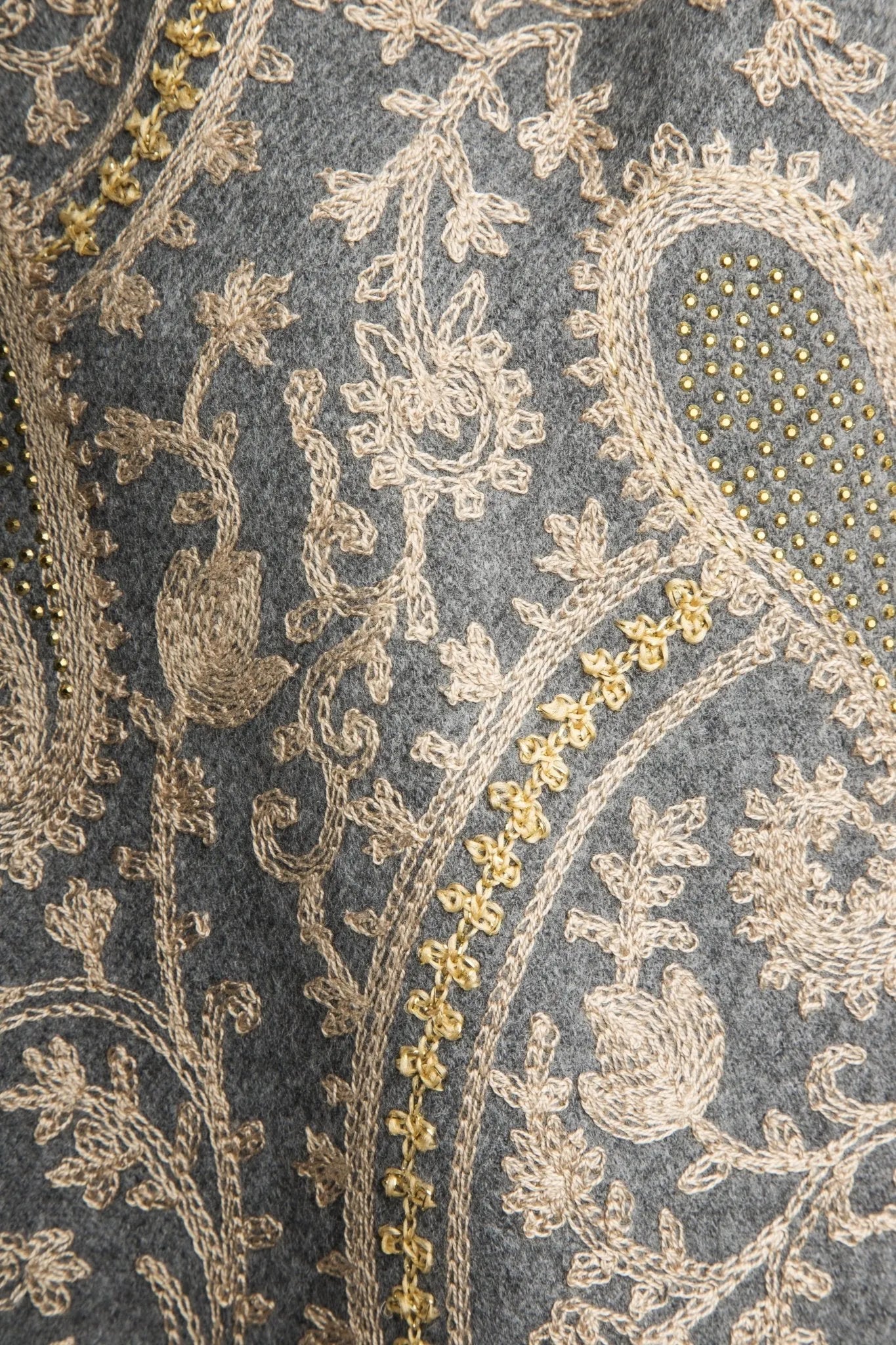Elegant Reversible Embroidered Scarf for Women - Shimmering Fashion Accessory for Fall & Winter Outfits, Parties and Special Occasions