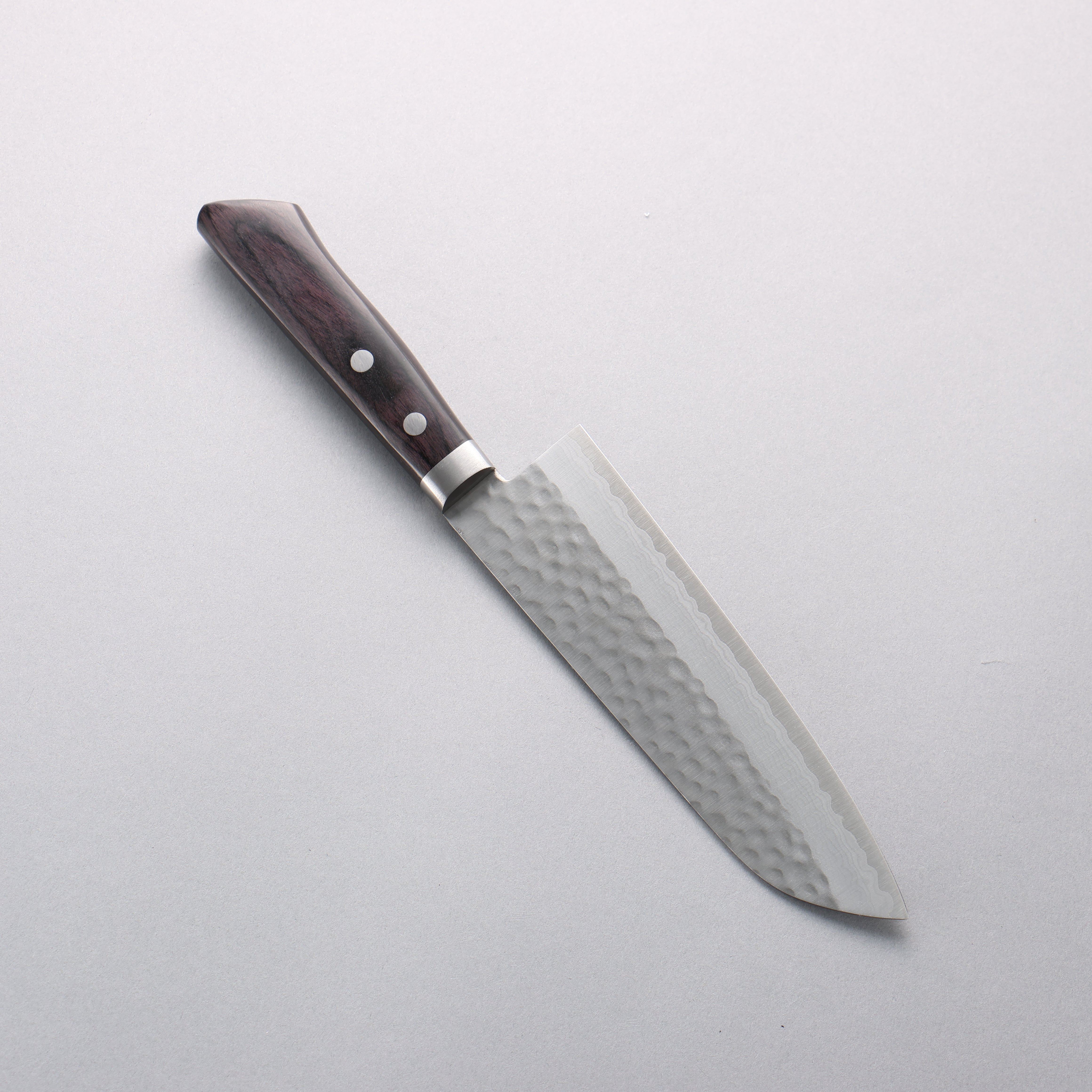 Kunihira Kokuryu VG10 Hammered Damascus Santoku Knife 7 Inch - Japanese Chef Knife with Black Pakkawood Handle - Perfect for Slicing, Dicing & Chopping Vegetables, Meat & Fish