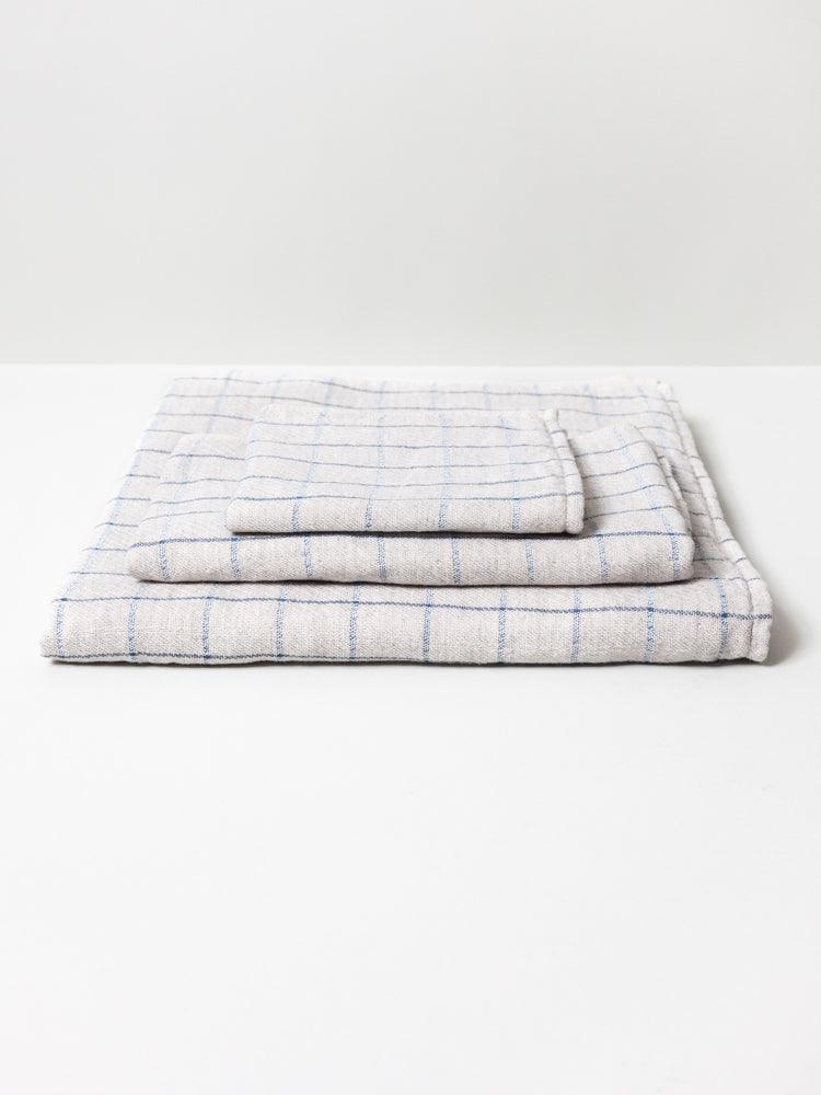 Premium Graph Towel - Soft, Absorbent & Quick-Drying for Gym, Sports & Outdoor Activities | Ideal for Workouts, Yoga & Travel