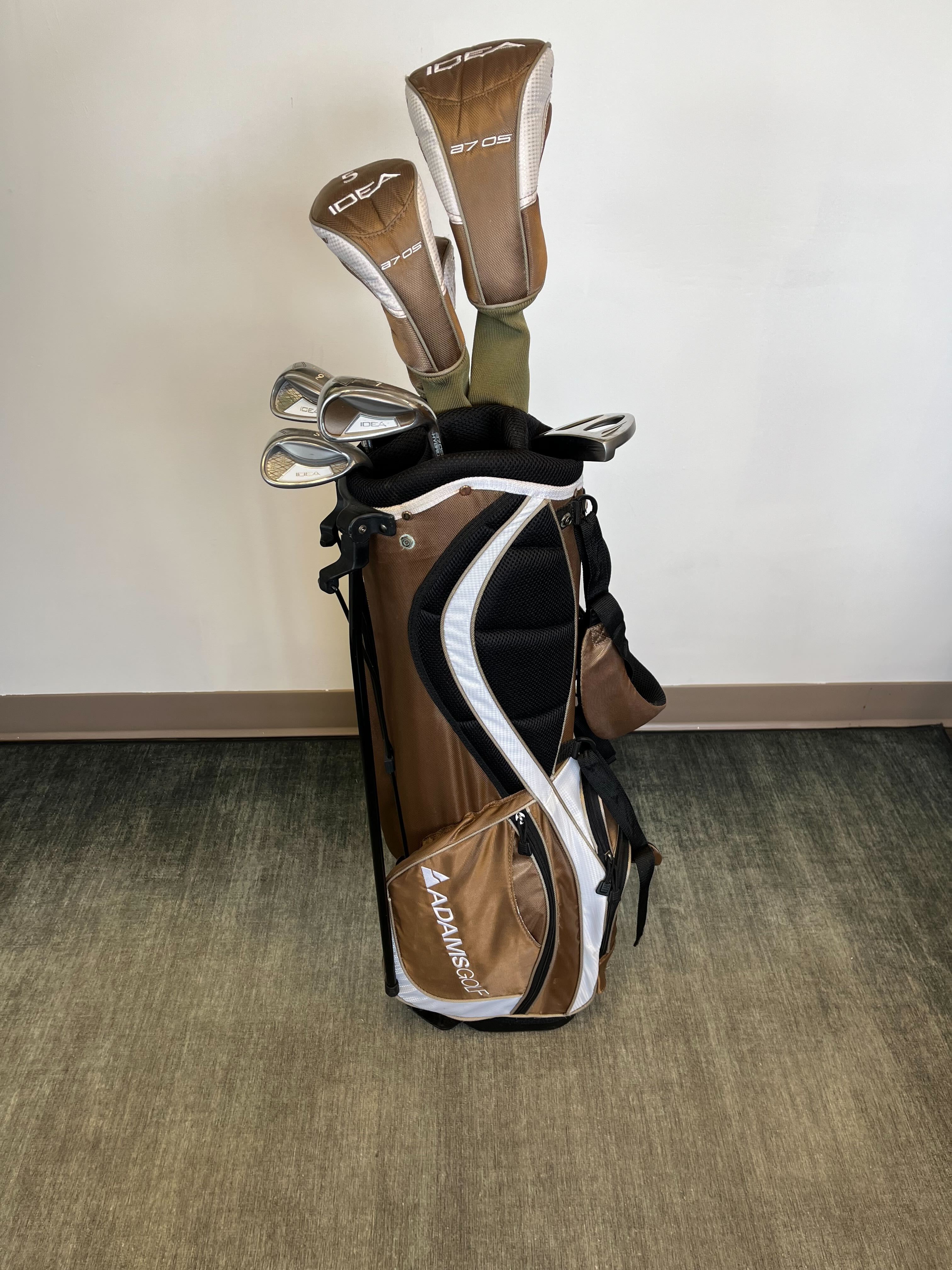 Adams Idea a7OS Complete Golf Club Set for Women - Right Handed with 1W, 5W, 5H, 7i, 9i, SW - Ladies Flex - Perfect for Beginners & Casual Golfers on the Course