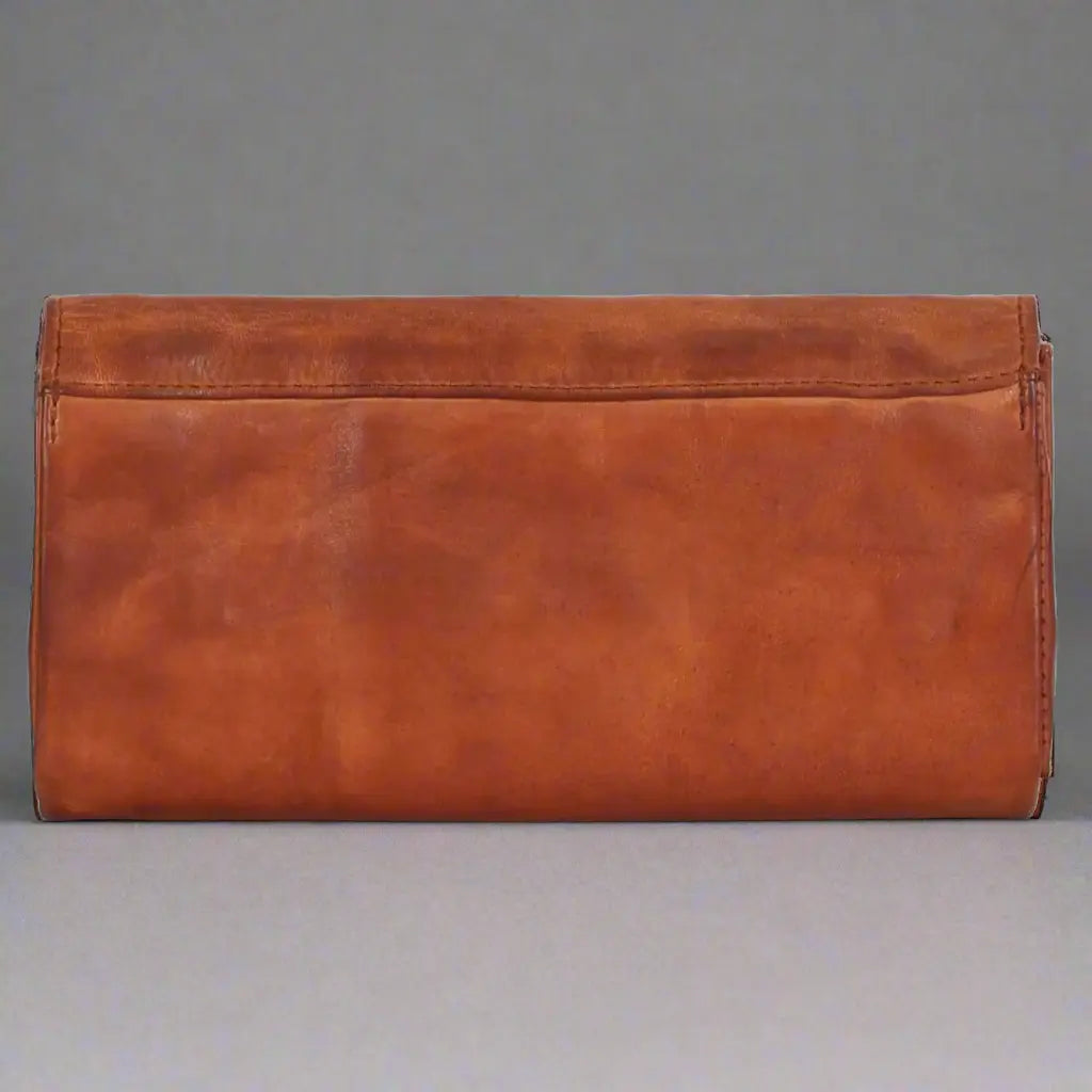 MET Women's Magnetic Closure Trifold Leather Wallet - Slim RFID Blocking Credit Card Holder for Everyday Use & Travel