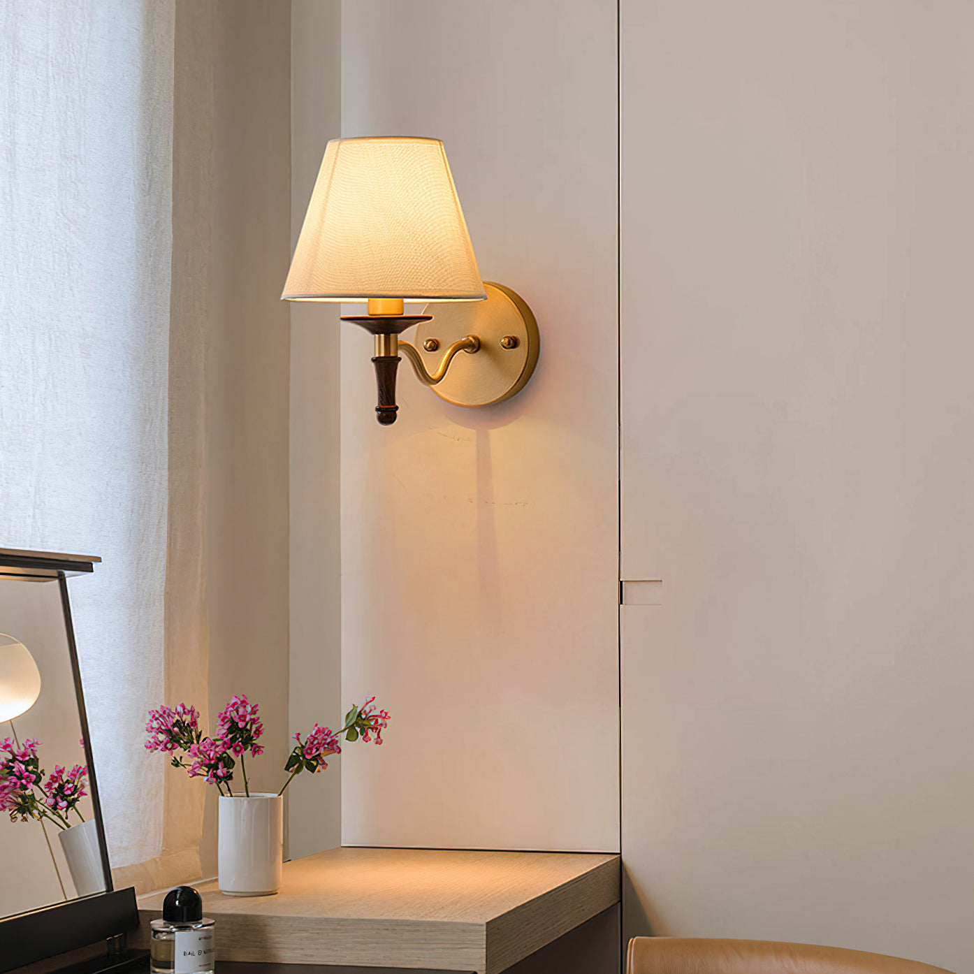 Eryn Wall Lamp - Modern LED Sconce Light Fixture for Bedroom, Living Room & Hallway | Energy-Efficient Indoor Lighting for Home Decor