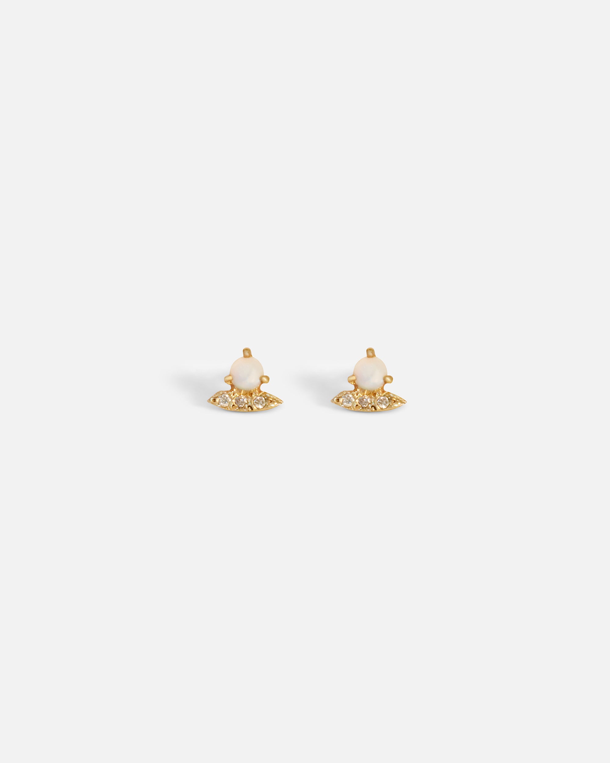 14K White Gold Opal and Diamond Stud Earrings for Women – Elegant Birthstone Jewelry Gift for Birthday, Anniversary & Special Occasions