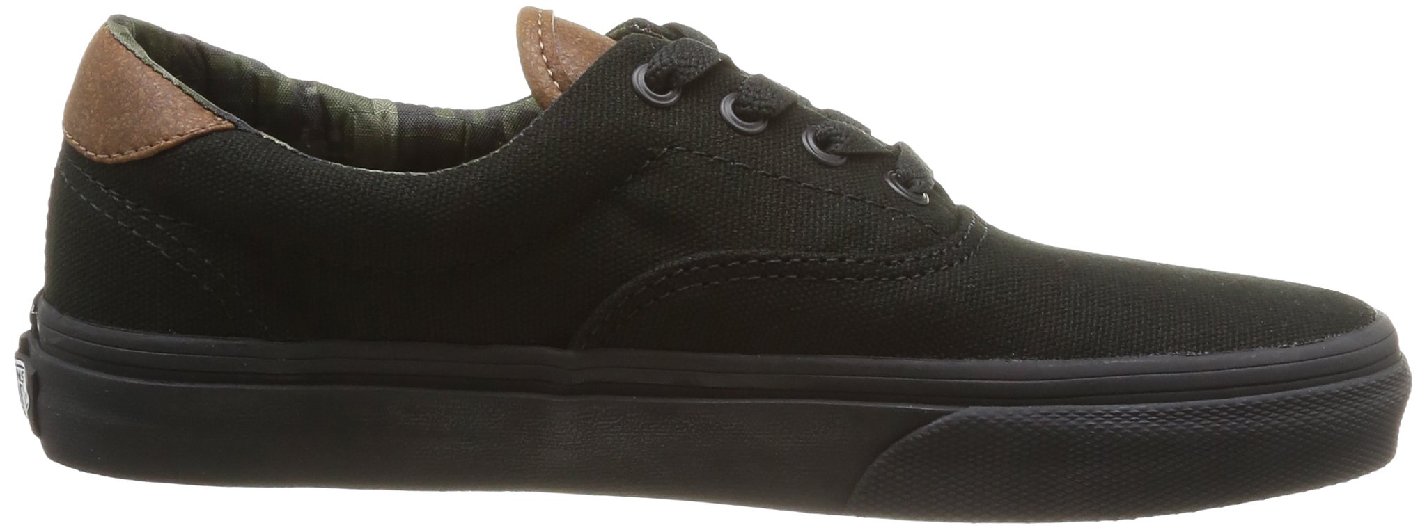 Vans Men's Classic Low-Top Sneakers - Casual Skate Shoes for Men | Comfortable & Durable Canvas Shoes for Skating, Streetwear & Everyday Wear