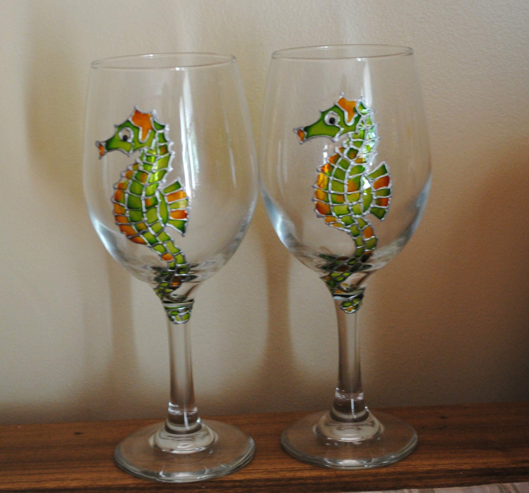 Hand Painted Seahorse Wine Glasses Set of 2 - Elegant Green Stemware for Dinner Parties, Wedding Gifts & Home Decor
