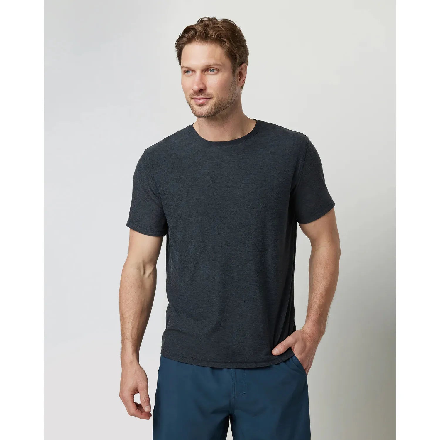 Vuori Men's Strato Tech Tee - Moisture-Wicking Performance T-Shirt for Gym & Running | Breathable Quick-Dry Activewear for Workouts & Outdoor Activities