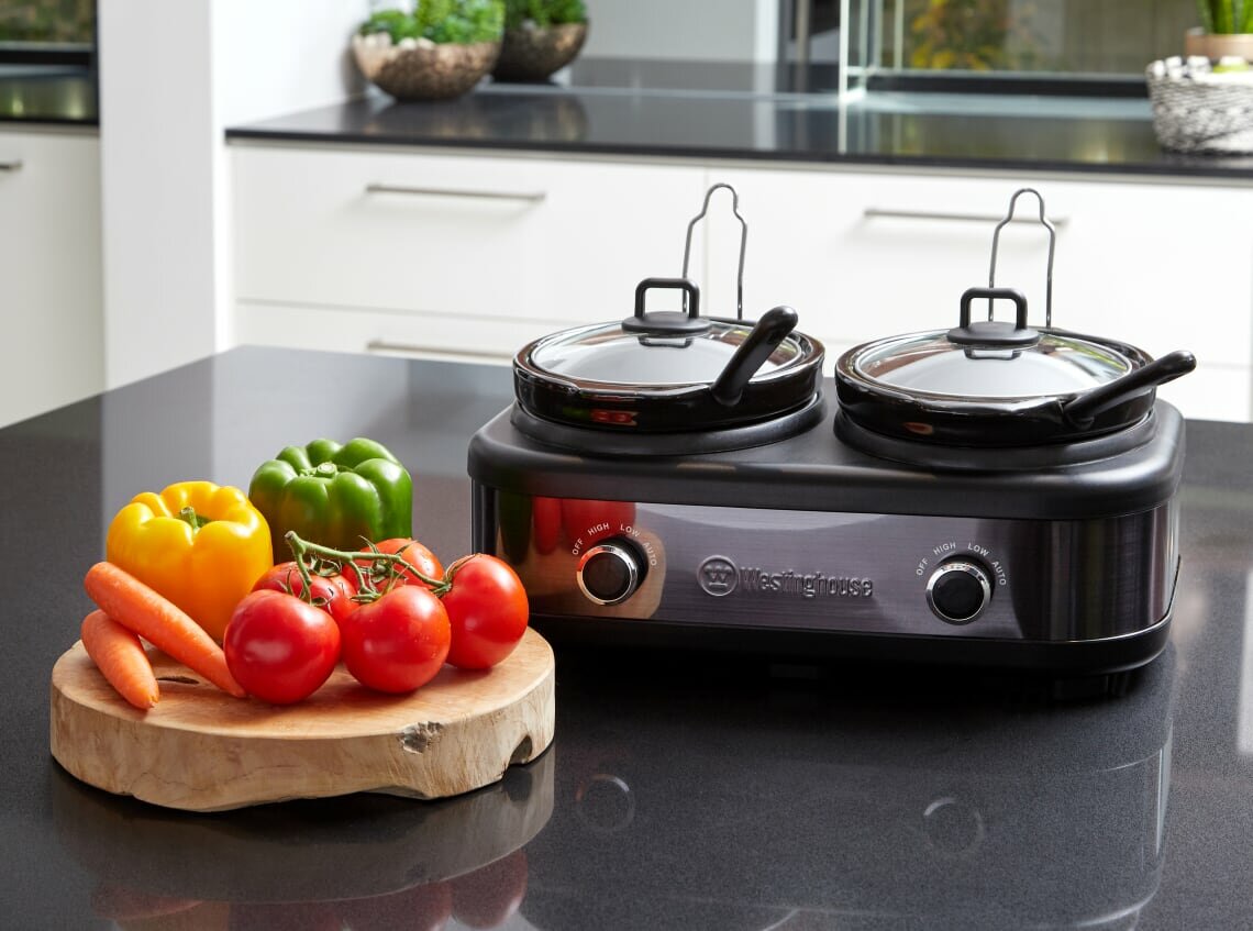 Westinghouse 2-Pot Slow Cooker - Black Stainless Steel Electric Crock Pot (WHSC06KS) - Perfect for Family Dinners, Meal Prep & Entertaining
