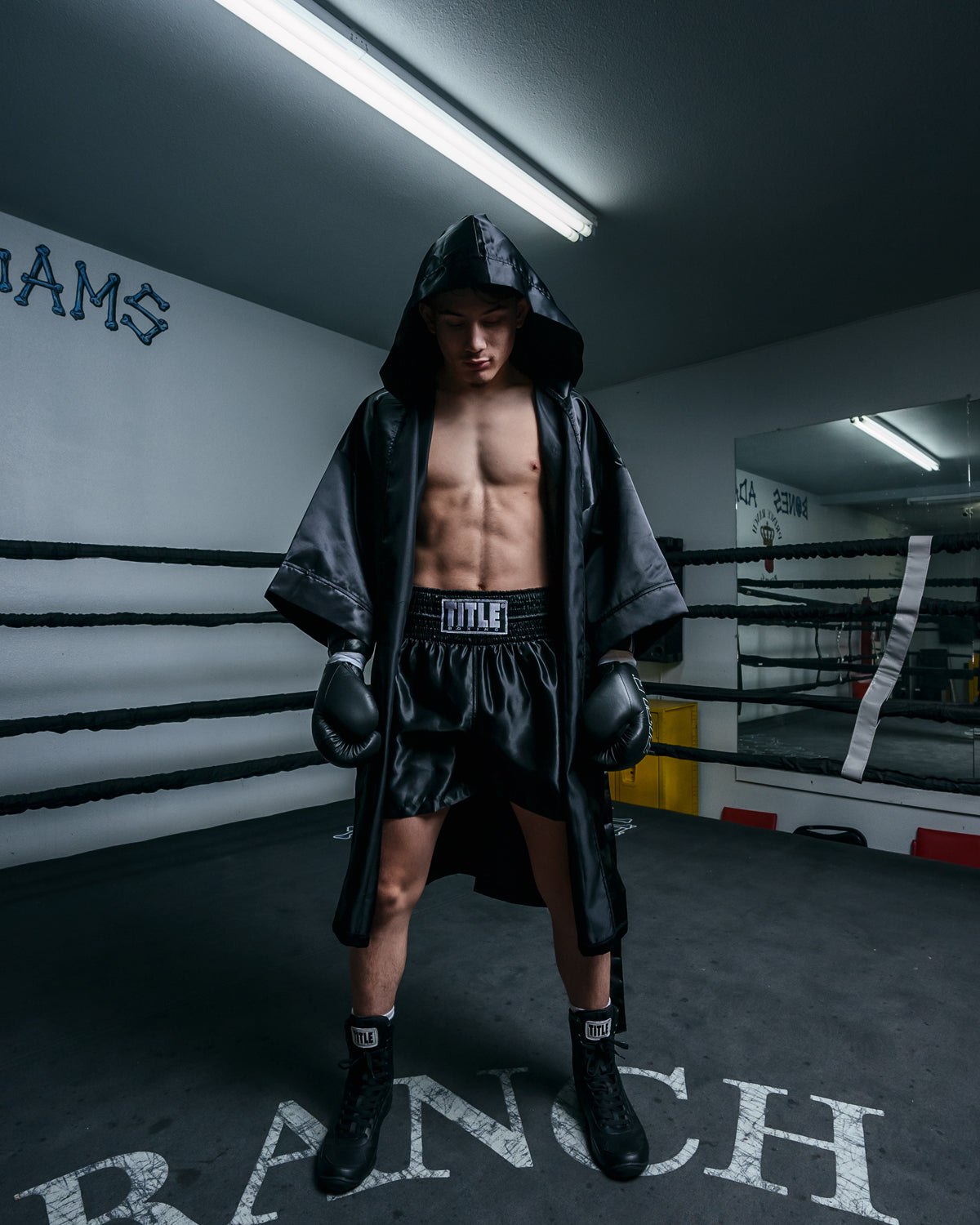 TITLE Boxing Pro Fingertip Training Robe 2.0 - Premium Boxing & MMA Sparring Gear for Fighters & Athletes - Perfect for Gym Workouts, Martial Arts Training & Competition