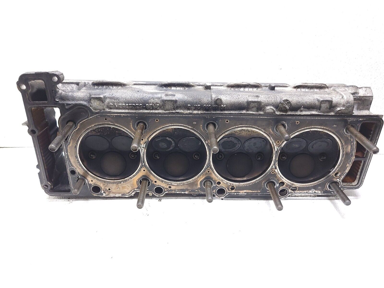 06-11 Mercedes ML500 Right Passenger Side Engine Cylinder Head OEM M113 - Perfect for Engine Repair & Replacement