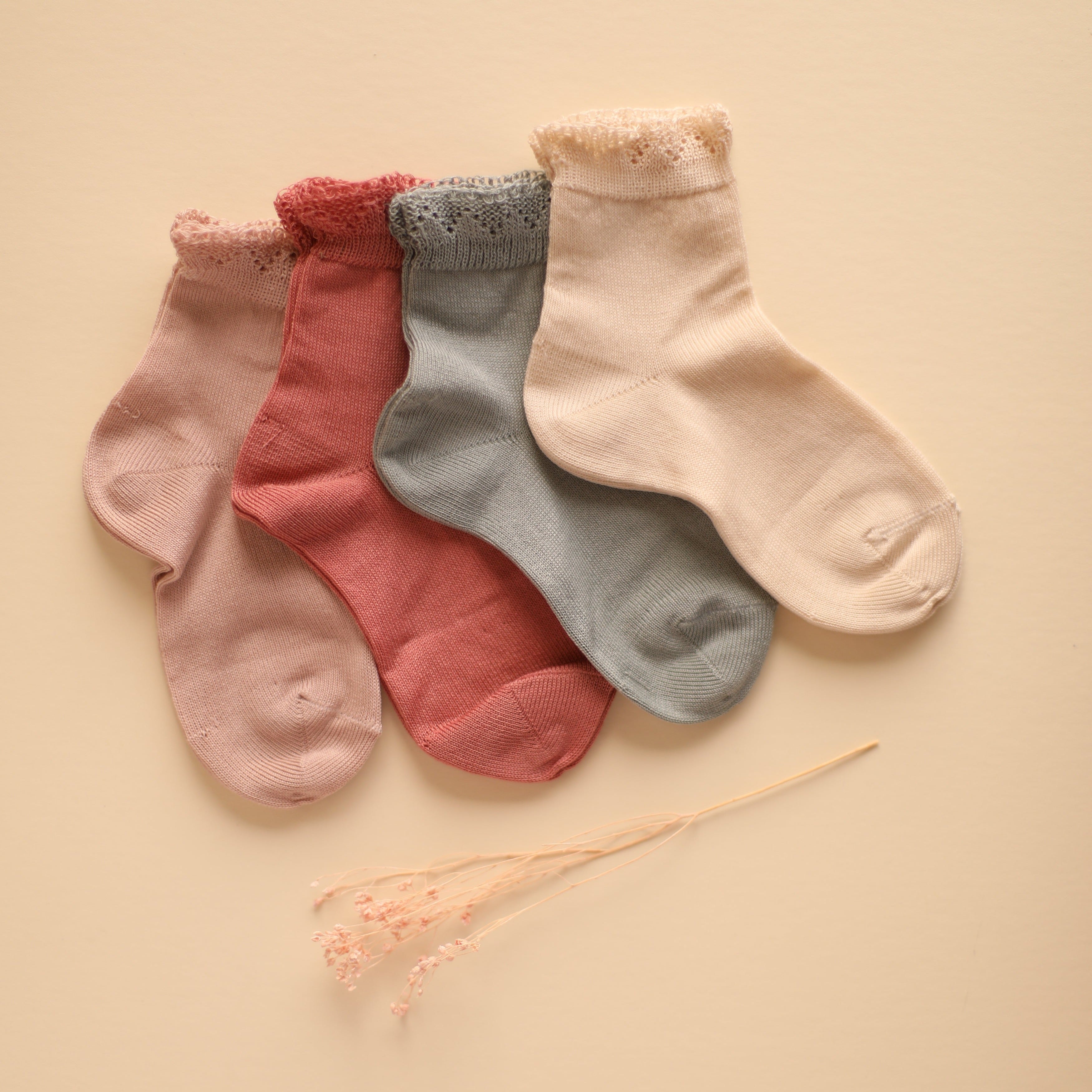 Breathable Ankle Socks with Lace Cuff - Comfortable No Show Socks for Women & Men - Perfect for Running, Yoga, and Everyday Wear