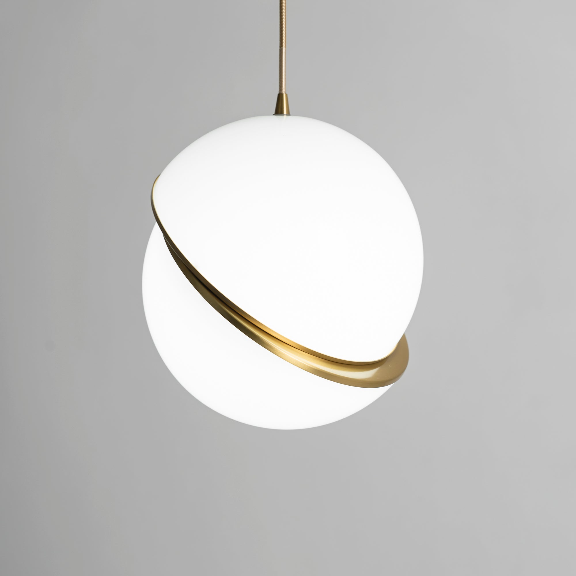 Modern Crescent Moon Pendant Light - Elegant Hanging Chandelier for Bedroom, Living Room & Dining Room - Perfect for Boho, Farmhouse & Minimalist Decor