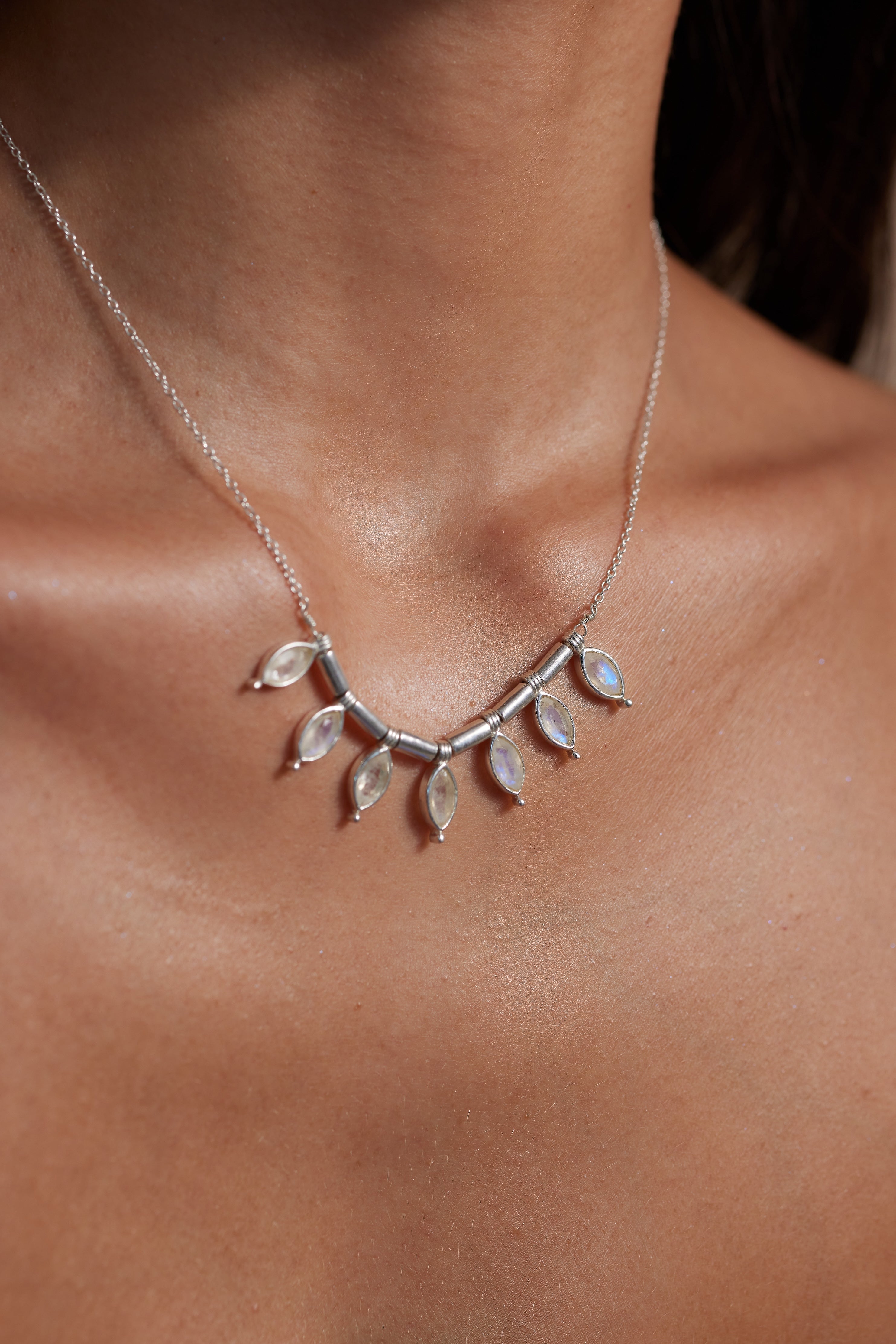 Moonstone Silver Necklace for Women - Elegant Healing Crystal Jewelry for Everyday Wear, Gift Giving & Spiritual Healing