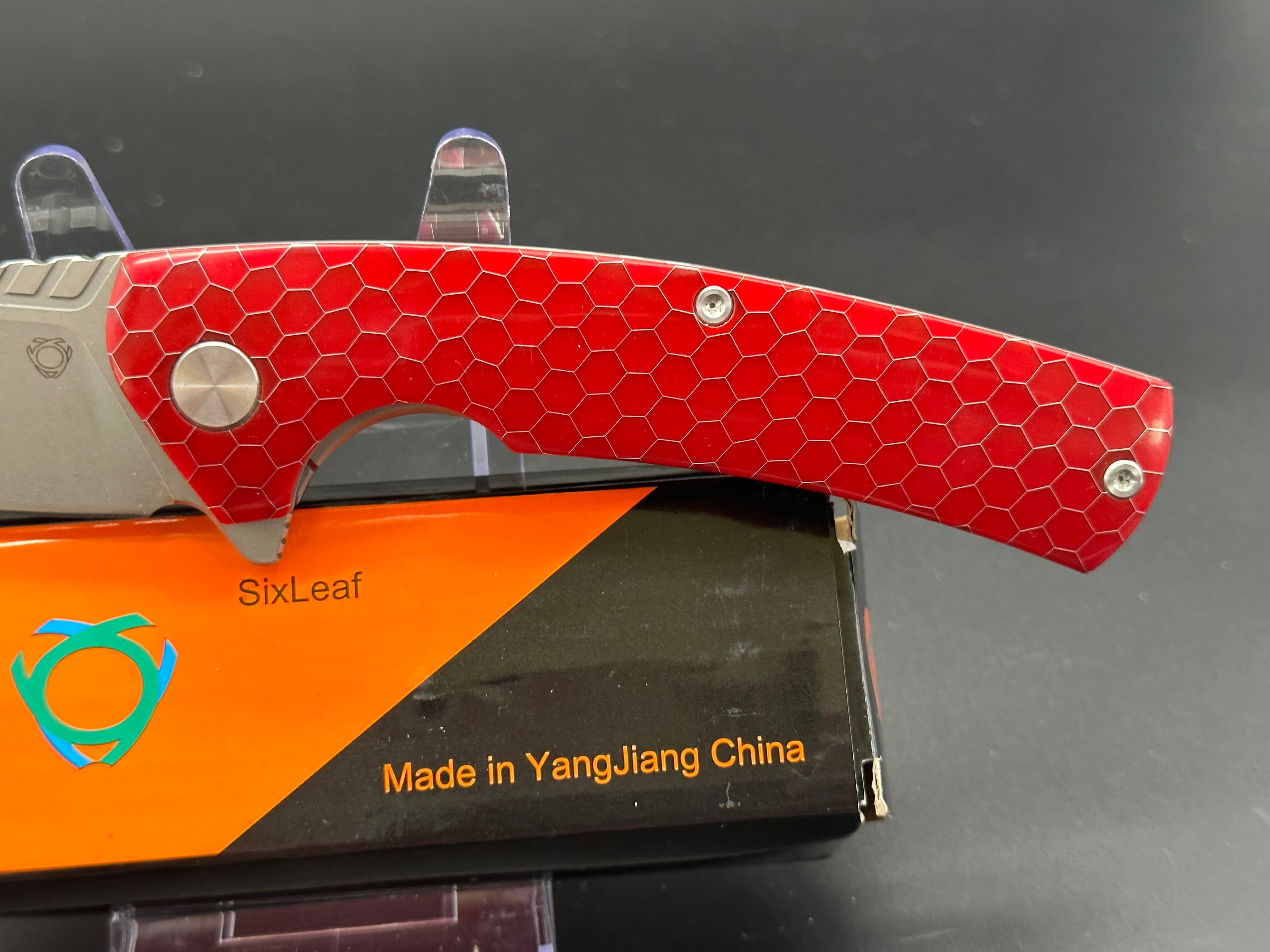 SixLeaf SL-08 Folding Knife with Red Resin Handle - D2 Steel Plain Edge Blade - EDC Pocket Knife for Camping, Hiking & Outdoor Survival