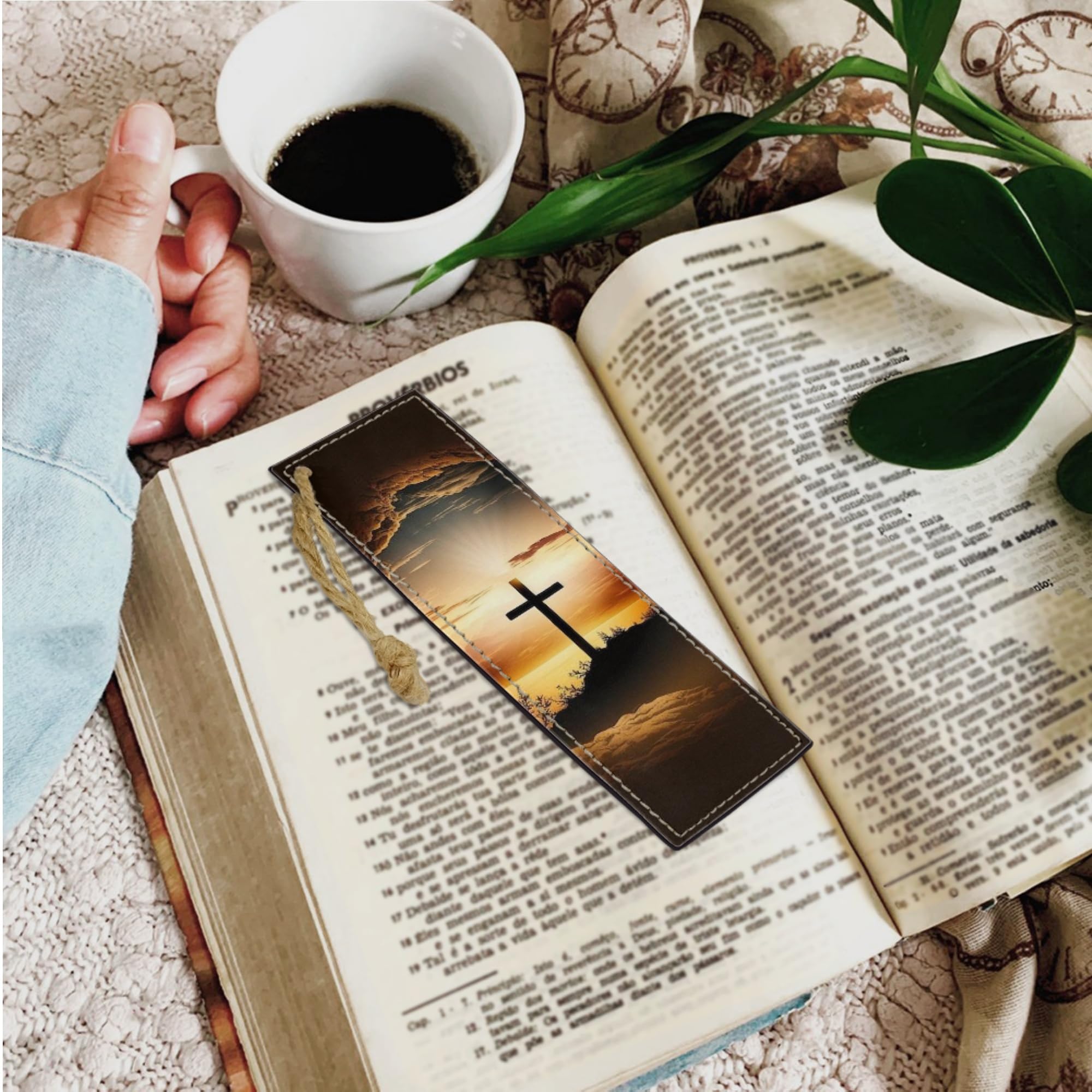 Bengbobar Faith Cross Bible Cover for Men & Women - Large Size Faux Leather Waterproof Bible Case with Handle, Pencil Holder & 2 Bookmarks - Perfect for Church, Travel & Bible Study (XL)