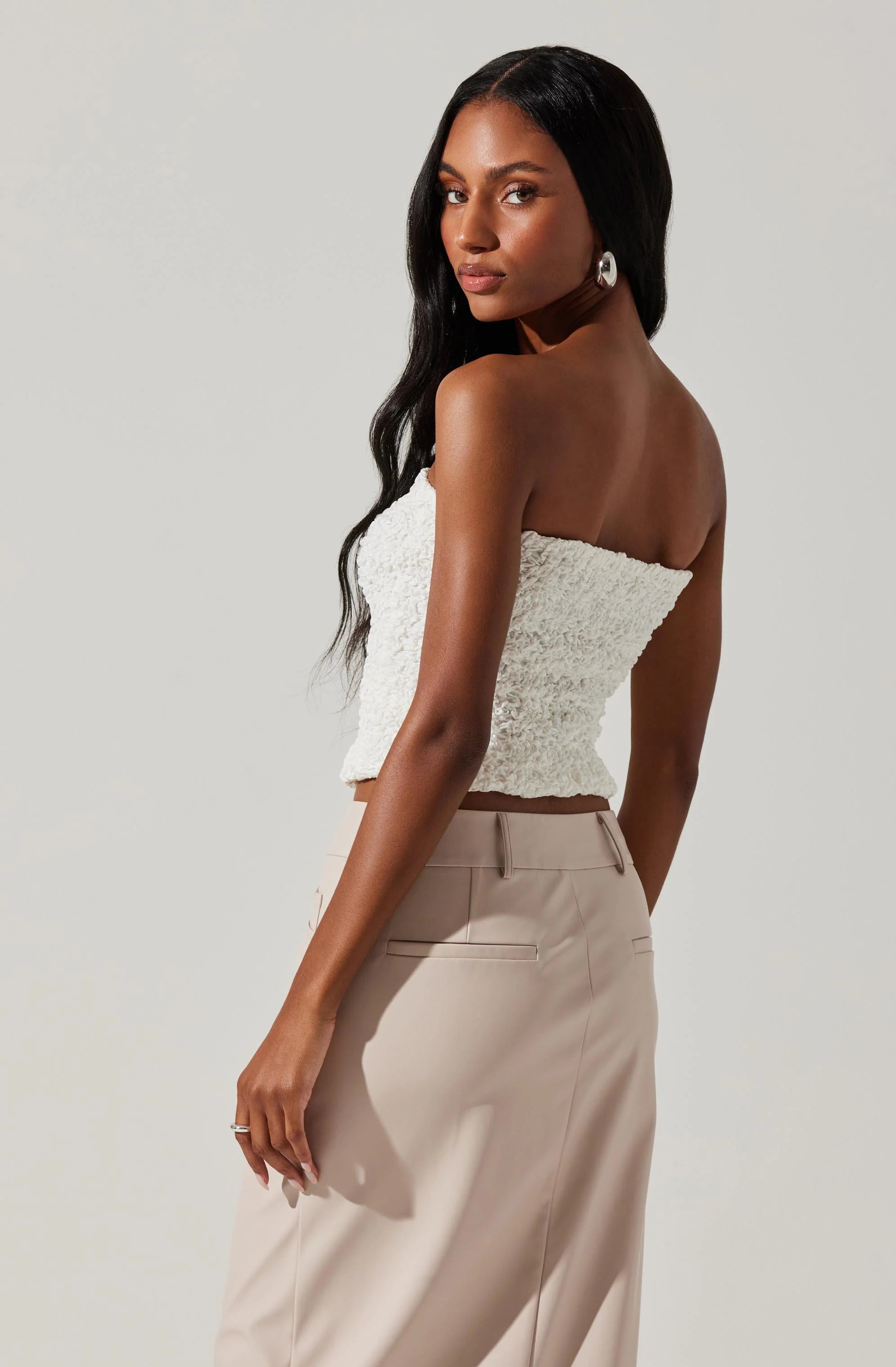 Cinna Tube Top Women's White Stretchy Seamless Crop Top for Summer Outfits, Beachwear, and Layering