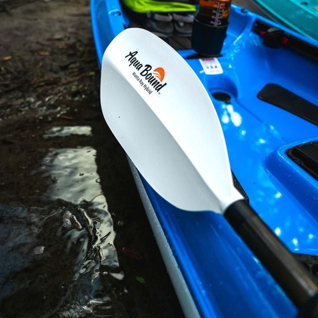 Aqua Bound Manta Ray Hybrid Versa Lok 2-Piece Kayak Paddle - Lightweight & Durable Canoe Oar for Touring, Fishing & Recreational Kayaking