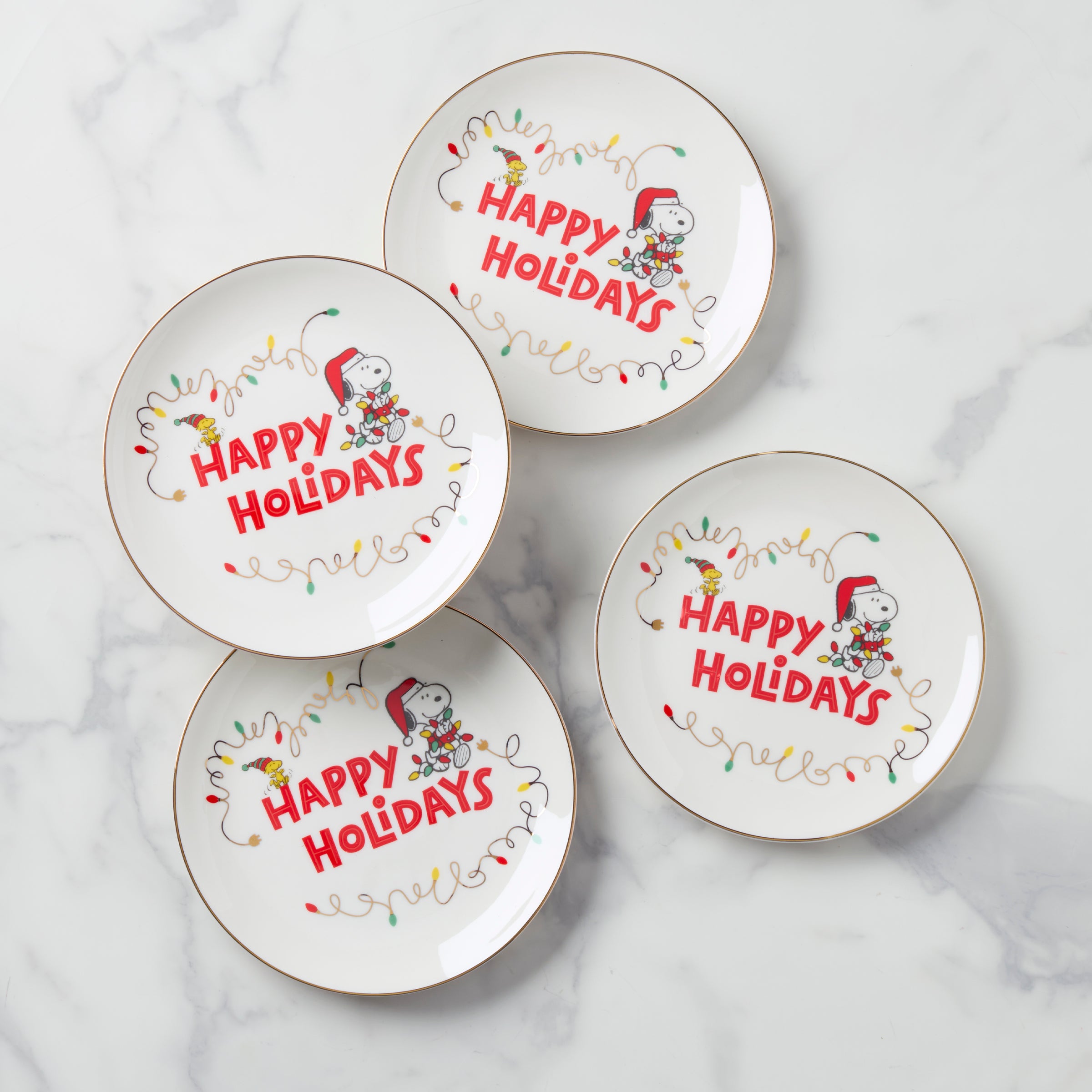 Snoopy Christmas Dinner Plates Set of 4 - Festive Holiday Tableware for Christmas Parties, Family Gatherings & Seasonal Decorations