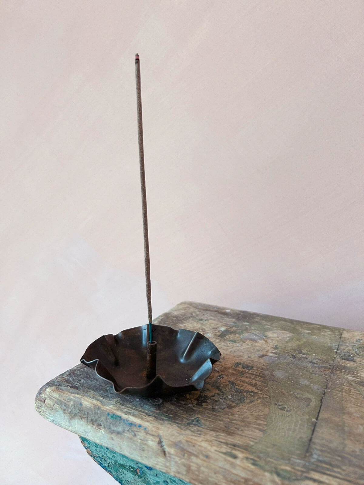 Lotus Incense Holder - Elegant Ceramic Burner for Aromatherapy, Meditation & Home Decor | Perfect for Yoga, Relaxation & Spiritual Practices