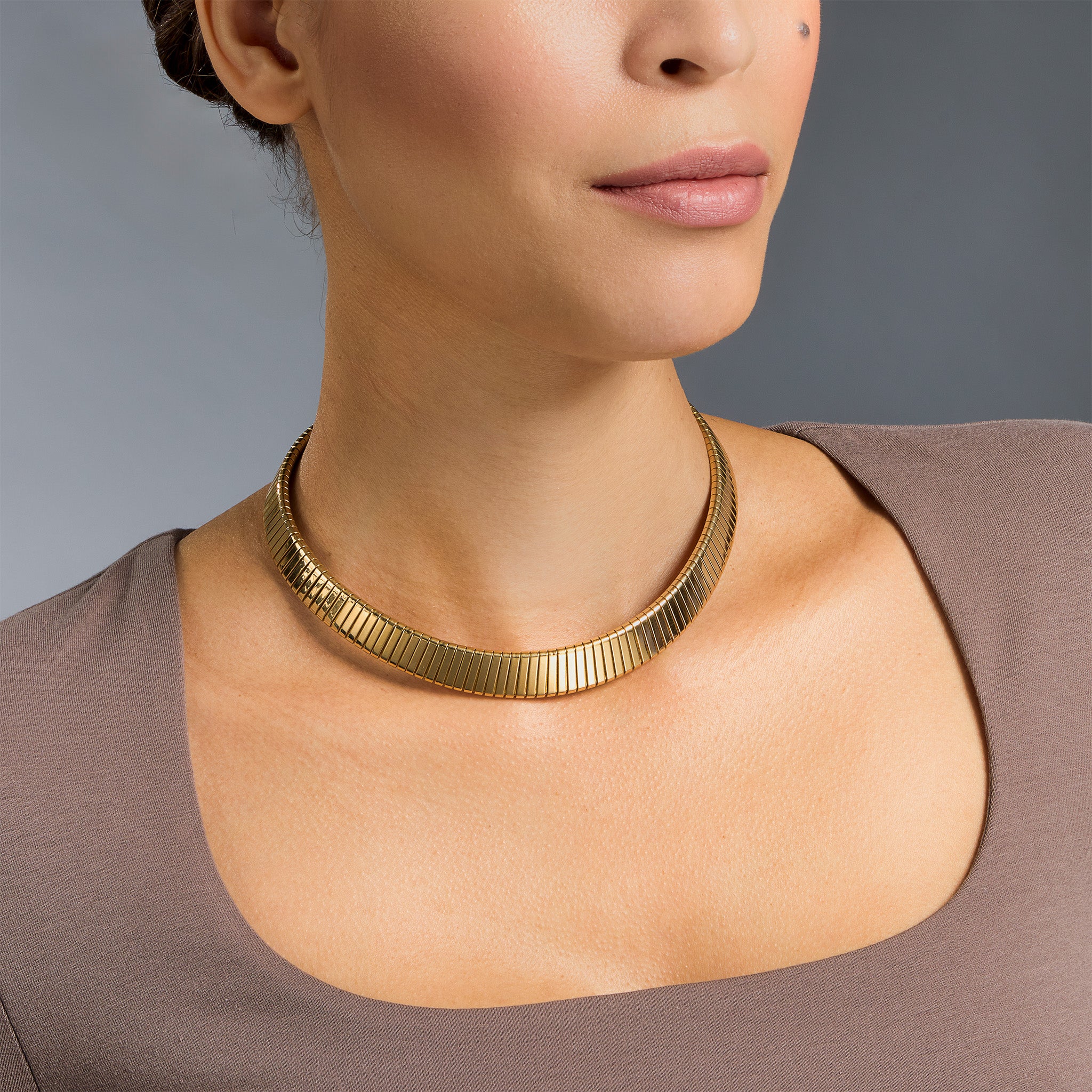 Bulgari 18K Gold Tubogas Necklace for Women - Luxury Italian Jewelry, Classic Serpentine Chain Necklace - Perfect for Gifts, Weddings & Special Occasions