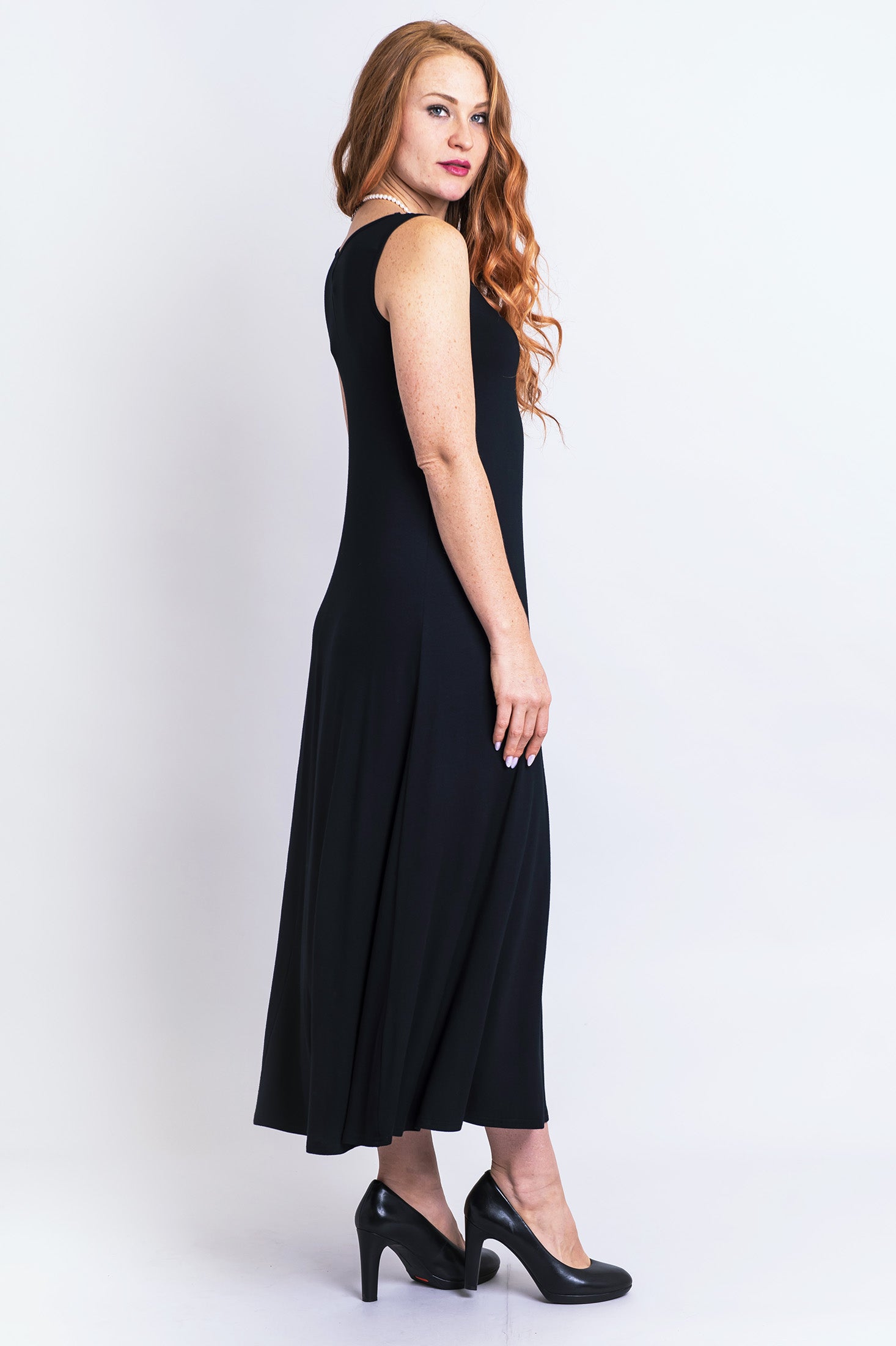 Lanai Sleeveless Dress for Women - Soft Bamboo Fabric Summer Dress in Black | Perfect for Beach Vacations, Garden Parties & Casual Outings