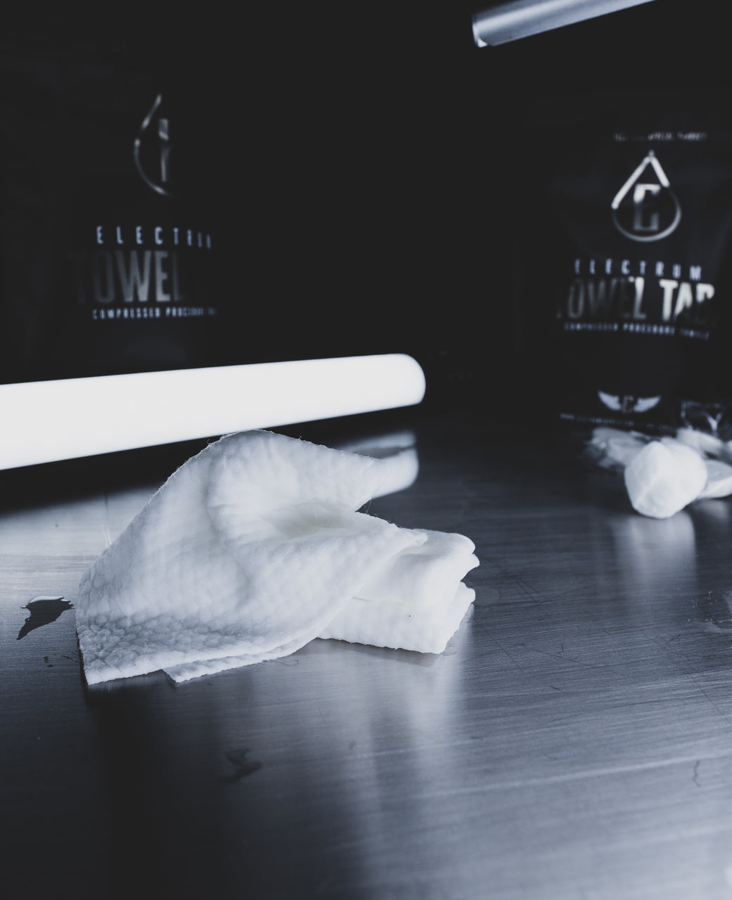 Electrum 100ct Towel Tabs - Premium Disposable Cleaning Wipes for Home, Office & Travel - Quick & Convenient Surface Cleaning Solution