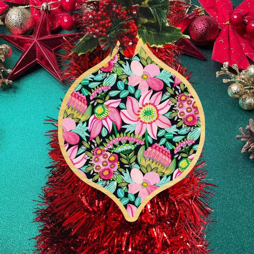 Australian Christmas Ornament Bauble Set - 12 Pack Handmade Holiday Tree Decorations for Xmas, Festive Home & Office Decor - Perfect for Christmas Tree, Gift Exchange & Holiday Party Decorations