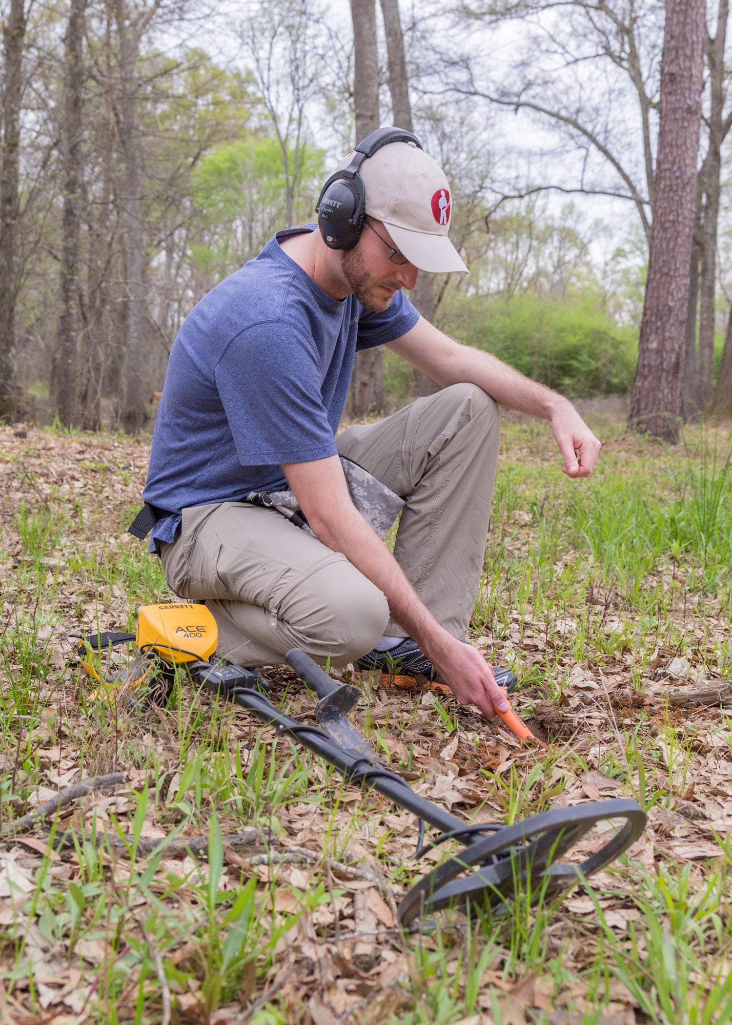Garrett Pro Pointer® AT Waterproof Z Lynk Wireless Pinpointing Metal Detector for Gold, Coins & Jewelry - Perfect for Beach, Park & Outdoor Treasure Hunting