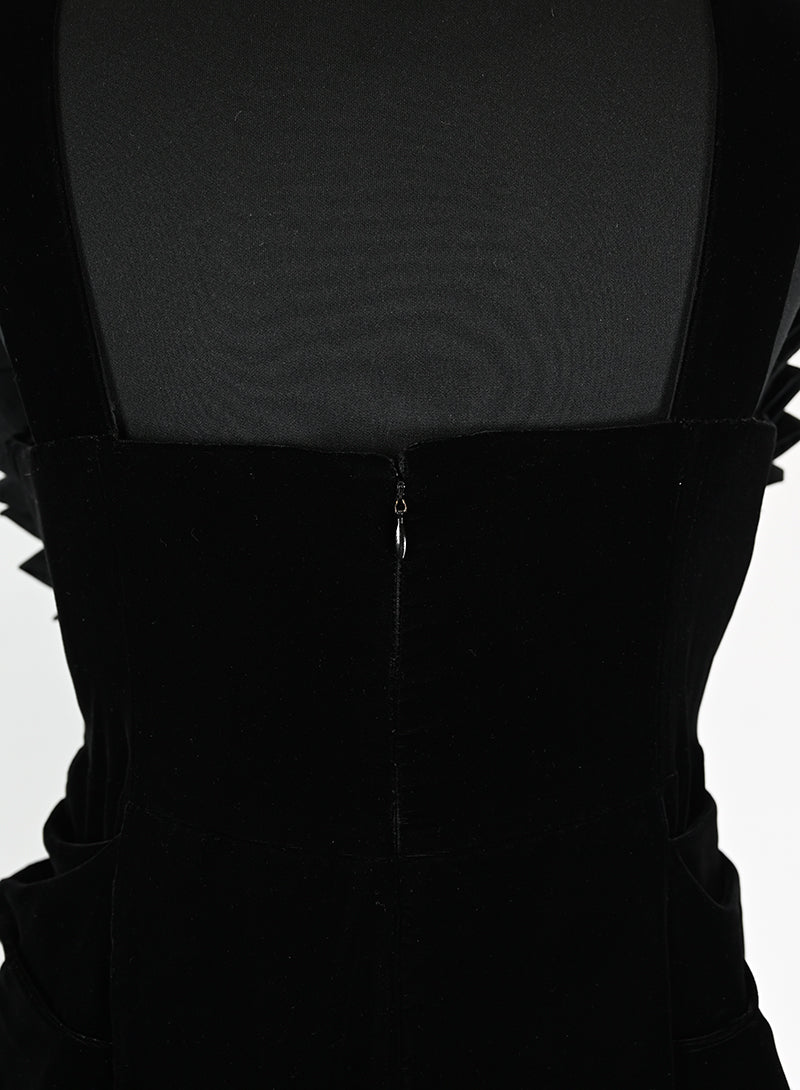 Giorgio Armani Black Velvet Dress Size 44 | Elegant Evening Gown for Parties & Special Occasions
