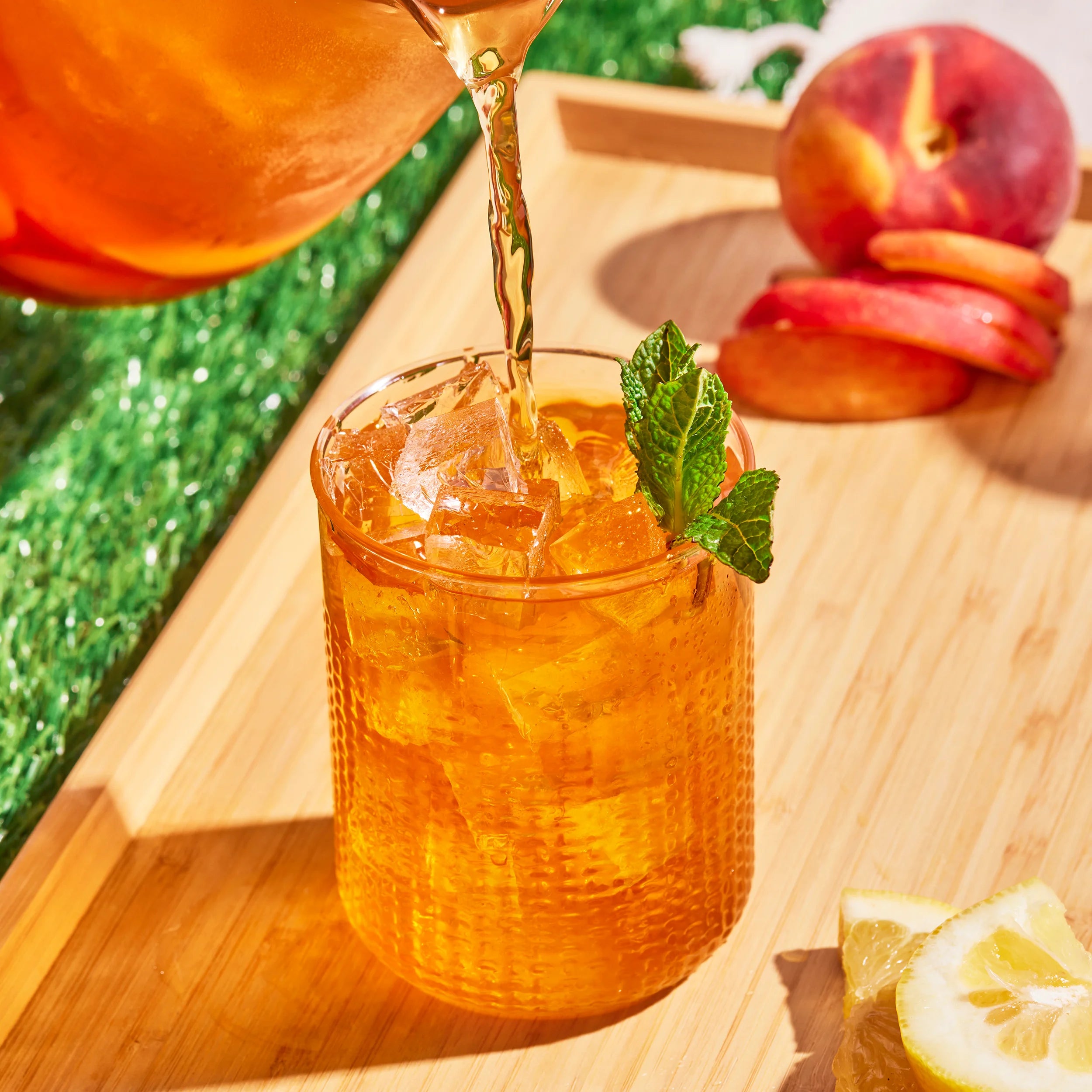 Refreshing Ginger Peach Iced Tea Bags - Natural Herbal Cold Brew for Summer, Picnics & Relaxation