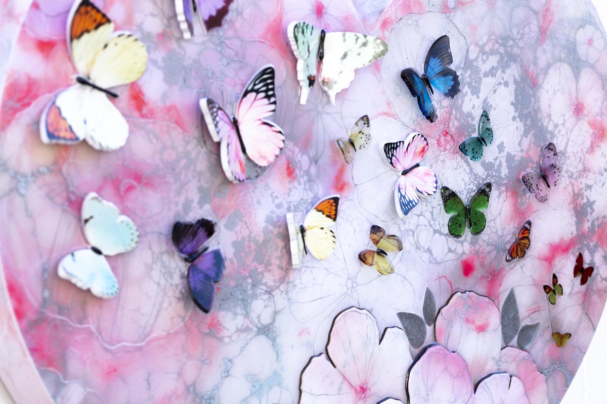 Heart Full Of Love Edition - Limited Sold Out - Perfect for Valentine's Gifts, Anniversary Presents & Romantic Decor