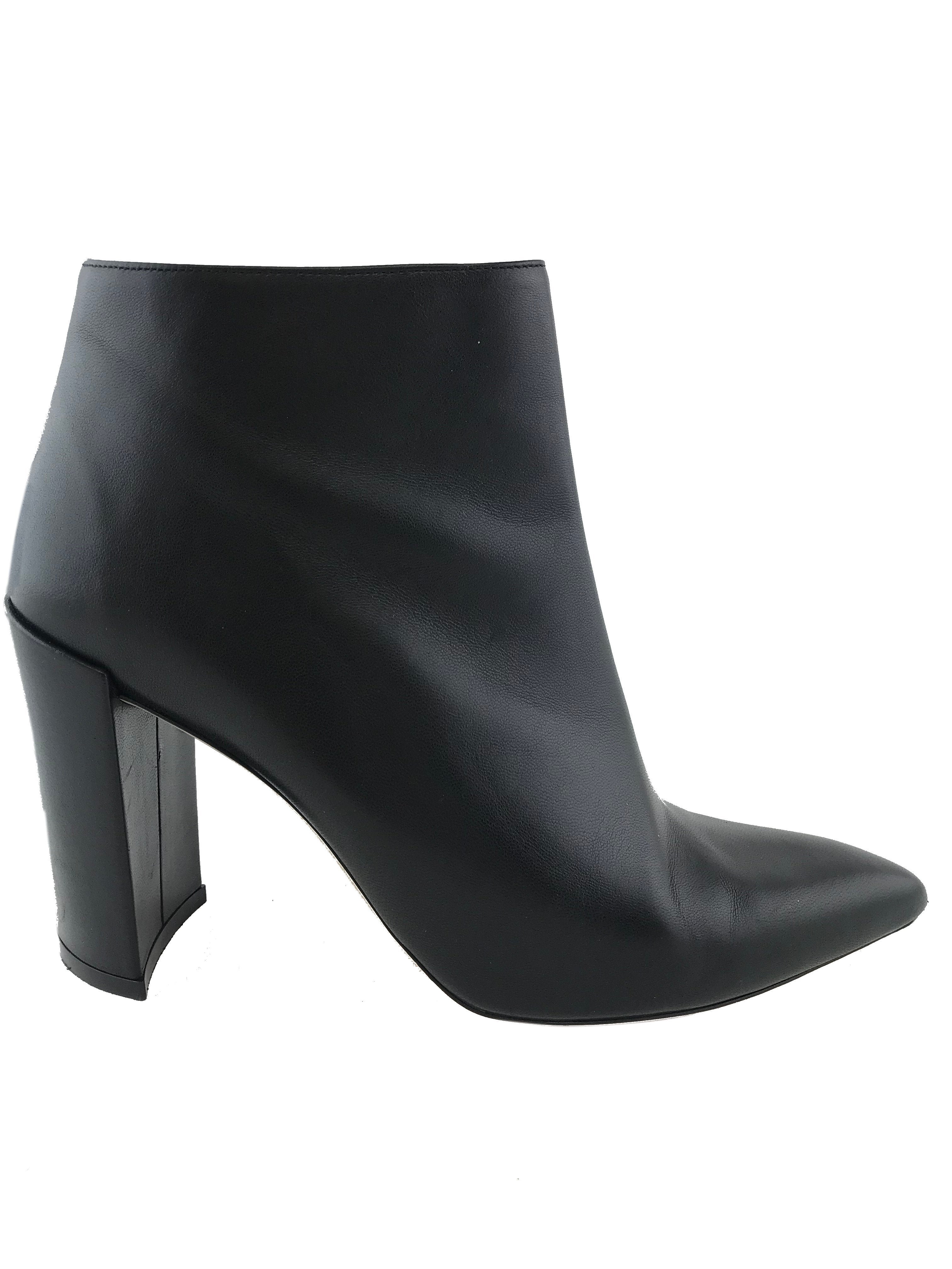 Stuart Weitzman Women's Block Heel Leather Ankle Boots Size 9 - Comfortable & Stylish for Office, Party & Fall Outfits