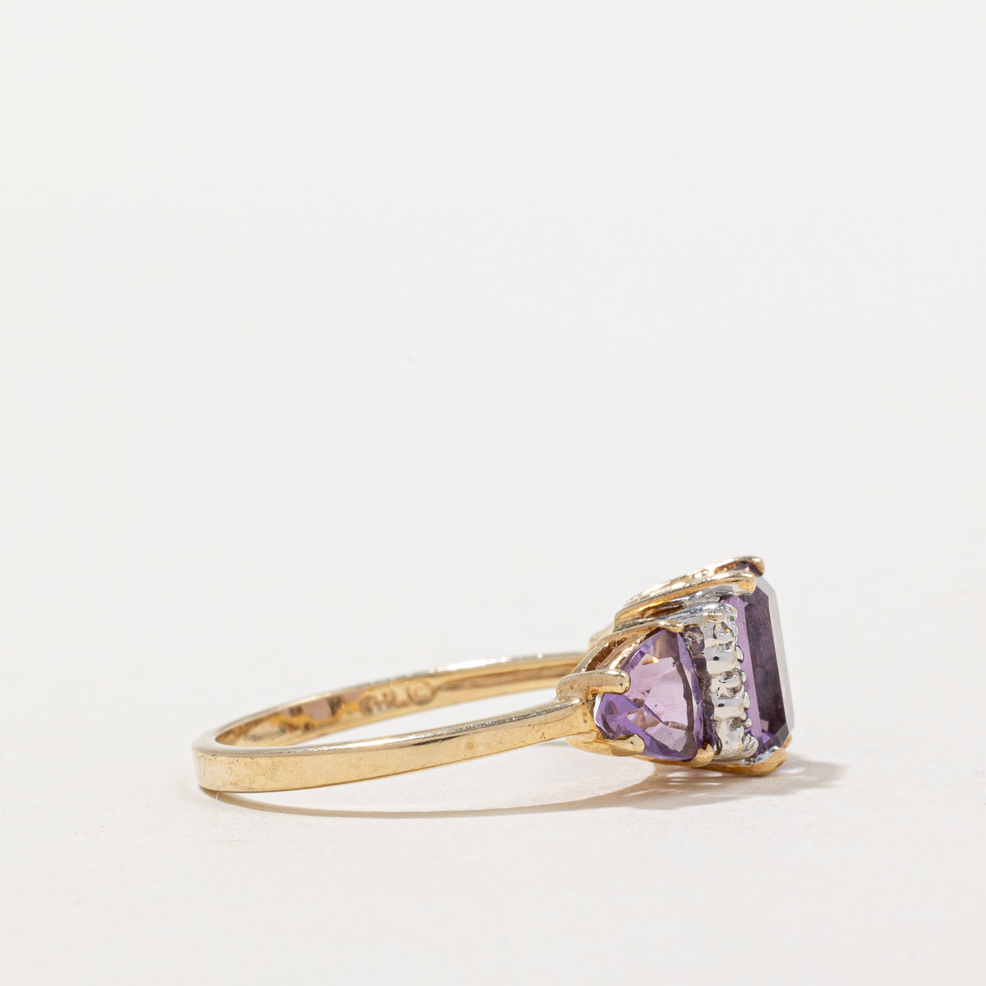 2.00ctw Amethyst & 0.02ctw Diamond Cocktail Ring - Size 6.75 | Elegant Purple Gemstone Jewelry for Women | Perfect for Evening Parties, Weddings & Special Occasions