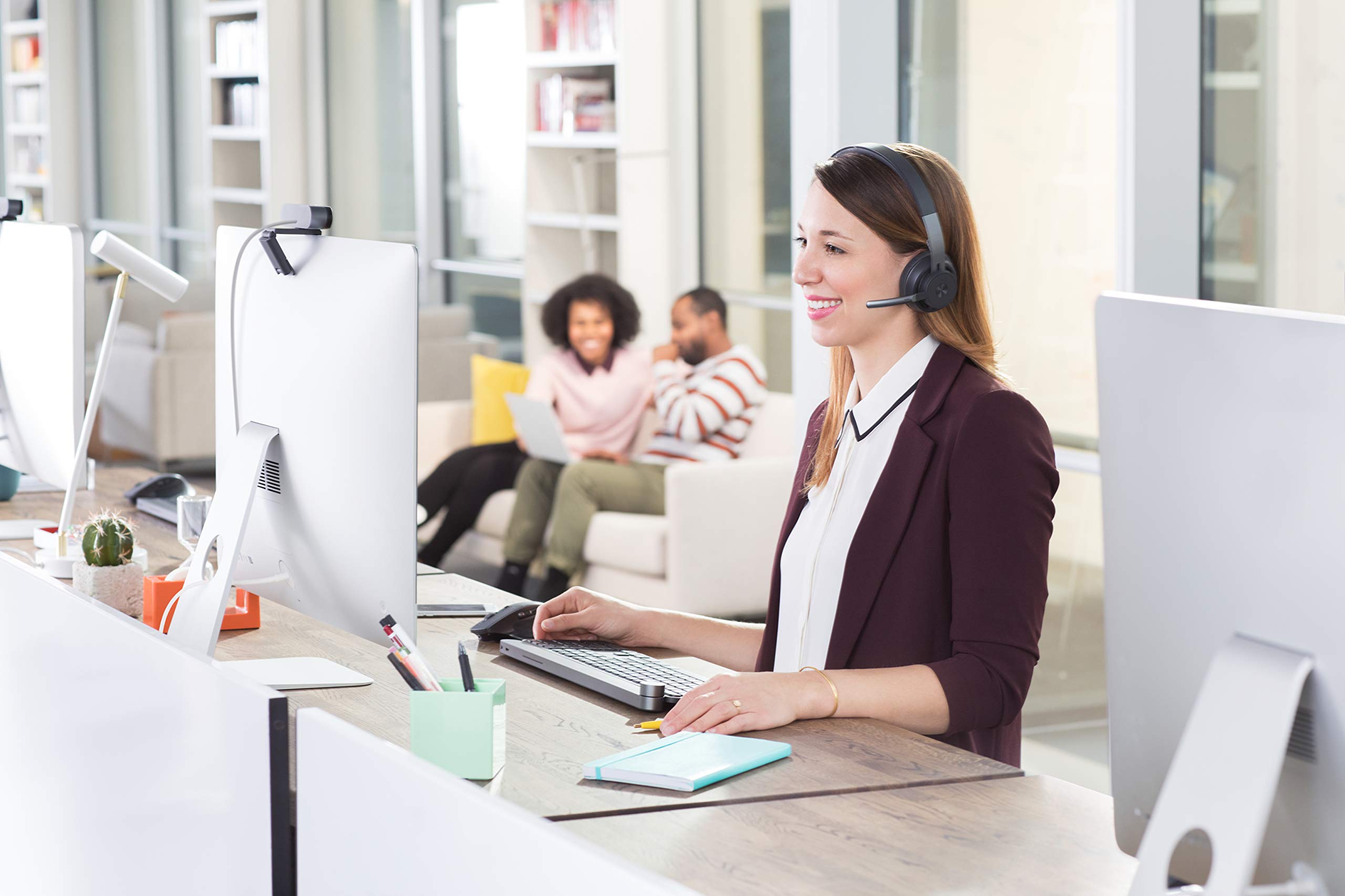 Logitech Zone Wireless Bluetooth Headset with Noise Cancelling - Black | Comfortable Office Headphones for Video Calls, Remote Work & Gaming