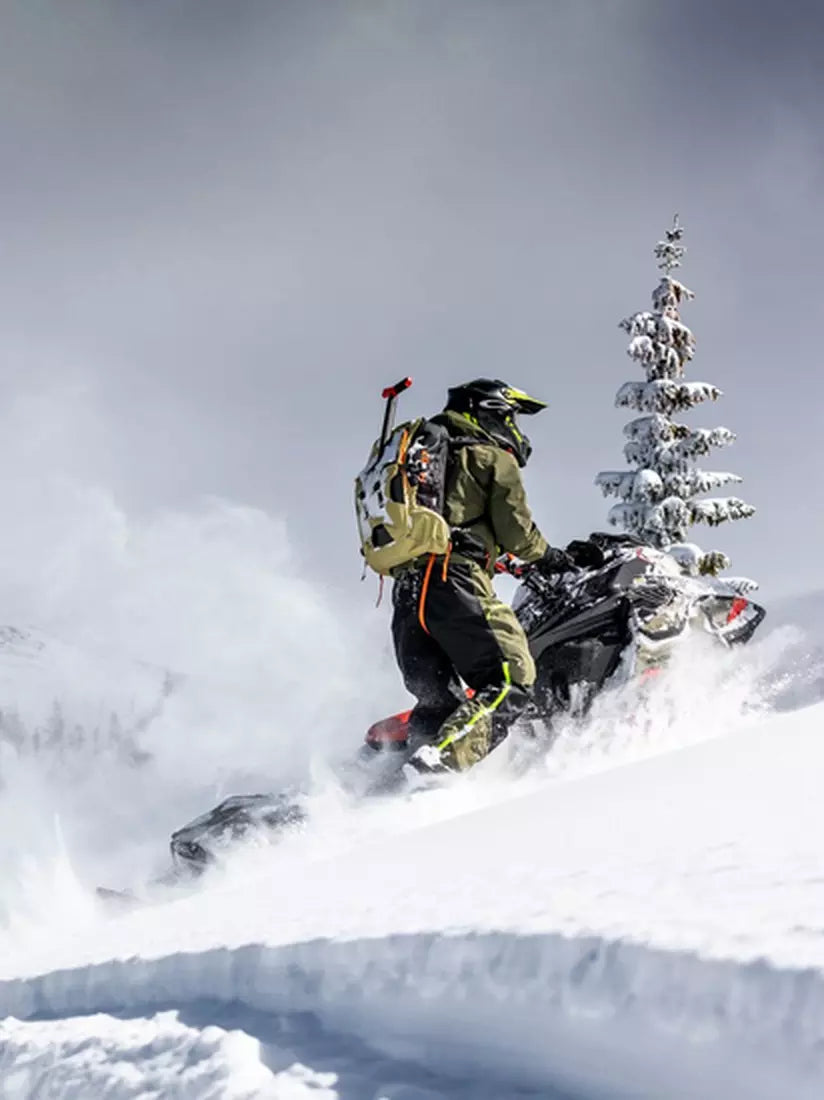 BCA Float E2 25 Turbo Avalanche Airbag - Lightweight Backcountry Safety Gear for Skiing & Snowboarding - Perfect for Off-Piste Adventures and Mountain Rescue