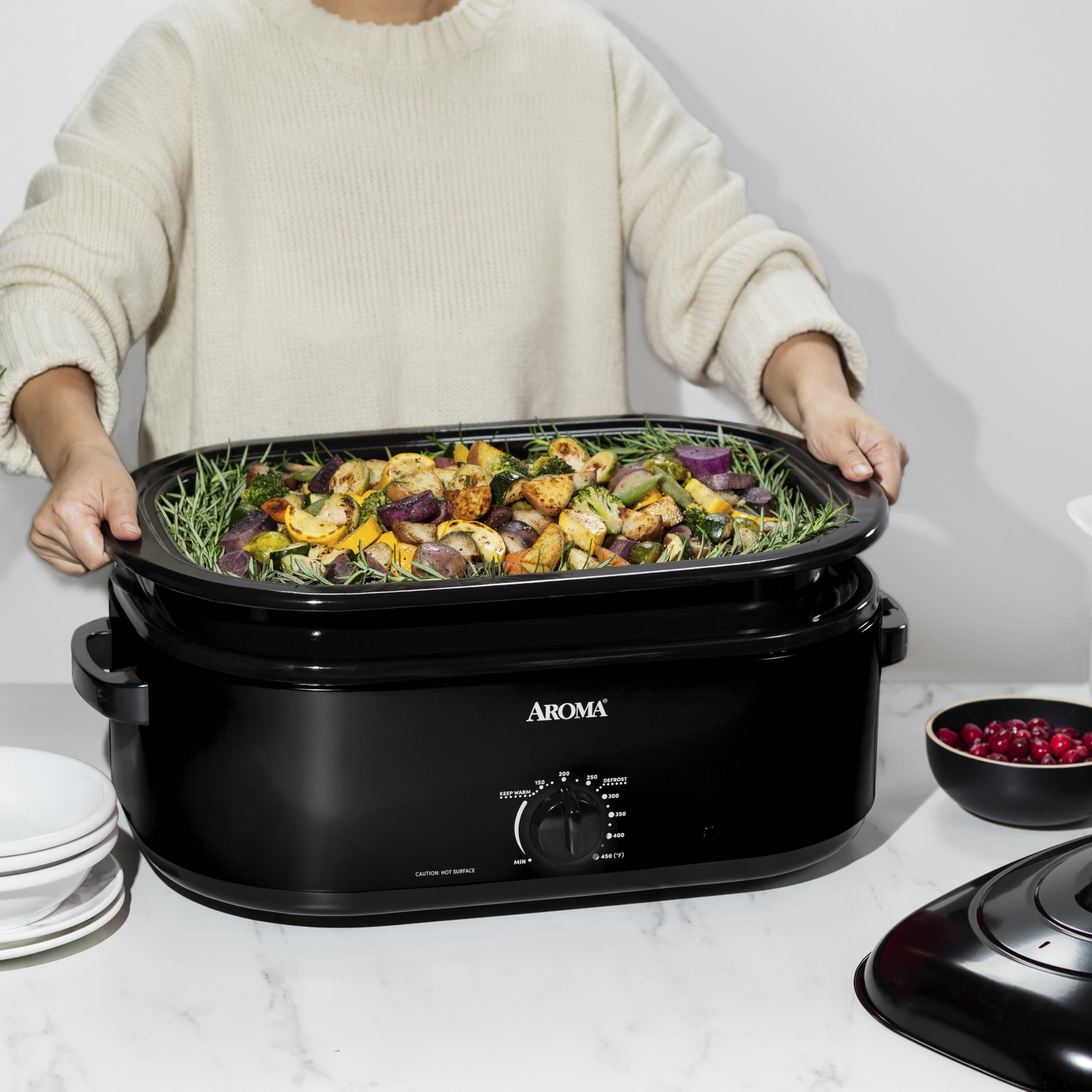AROMA 18 Quart Roaster Oven with Self-Basting Lid - Large Capacity for 22 lb Turkey - Adjustable Temperature & Keep Warm Function - Black (ART-718B) - Perfect for Holiday Dinners, Family Gatherings & Catering Events