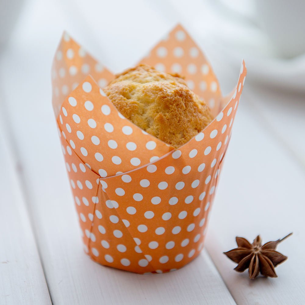 Restaurantware Panificio 1.7oz Round Paper Baking Cups - 200 Count Polka Dot Printed Disposable Cupcake Liners | Heat Resistant Up to 425°F | Perfect for Eclairs, Cupcakes, Muffins & Party Desserts