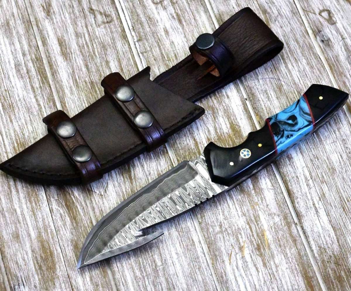 Premium Damascus Steel Knife with Horn & Turquoise Handle - Handcrafted Chef Knife for Cooking, Hunting & Outdoor Adventures