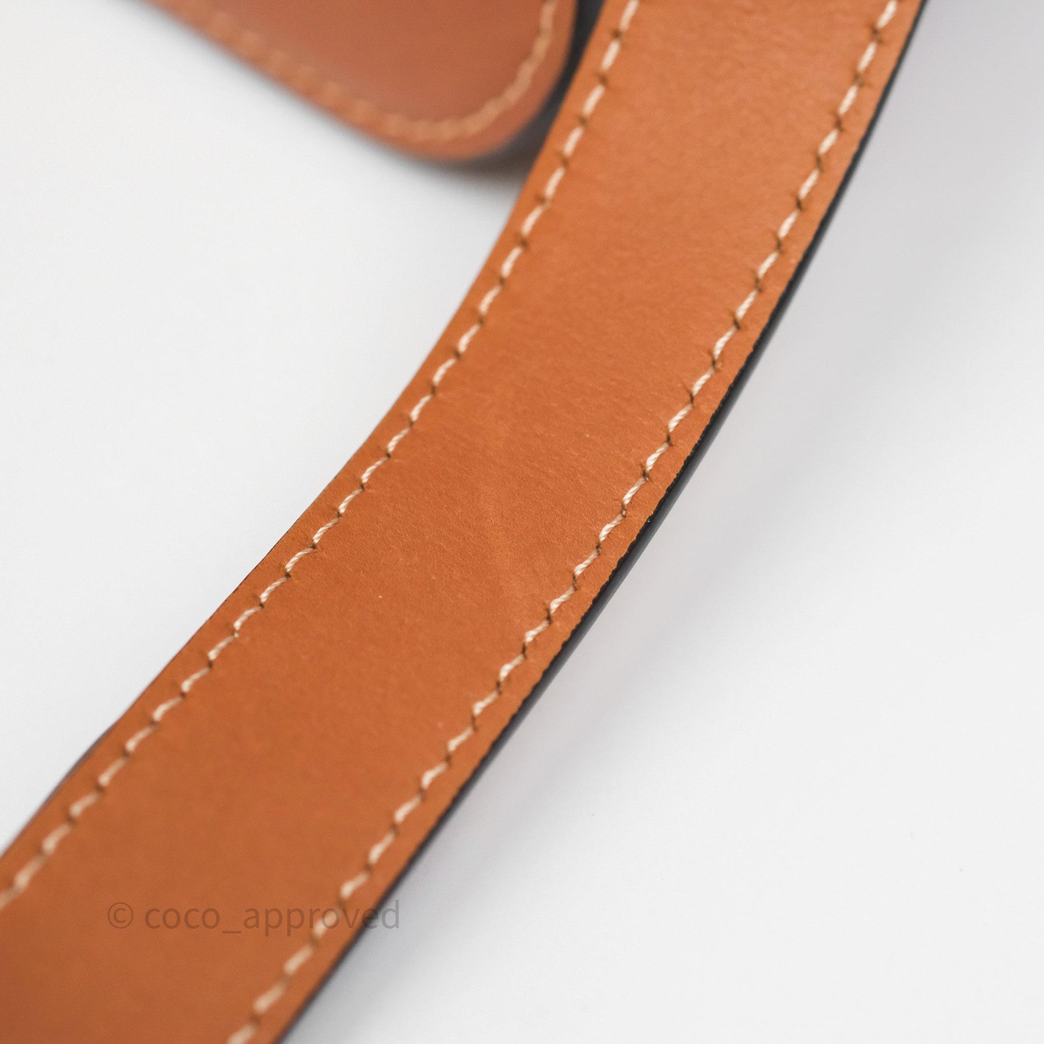 Celine Medium Triomphe Bag in Tan Natural Calfskin Leather - Luxury Crossbody Handbag for Women, Perfect for Work, Travel & Everyday Use