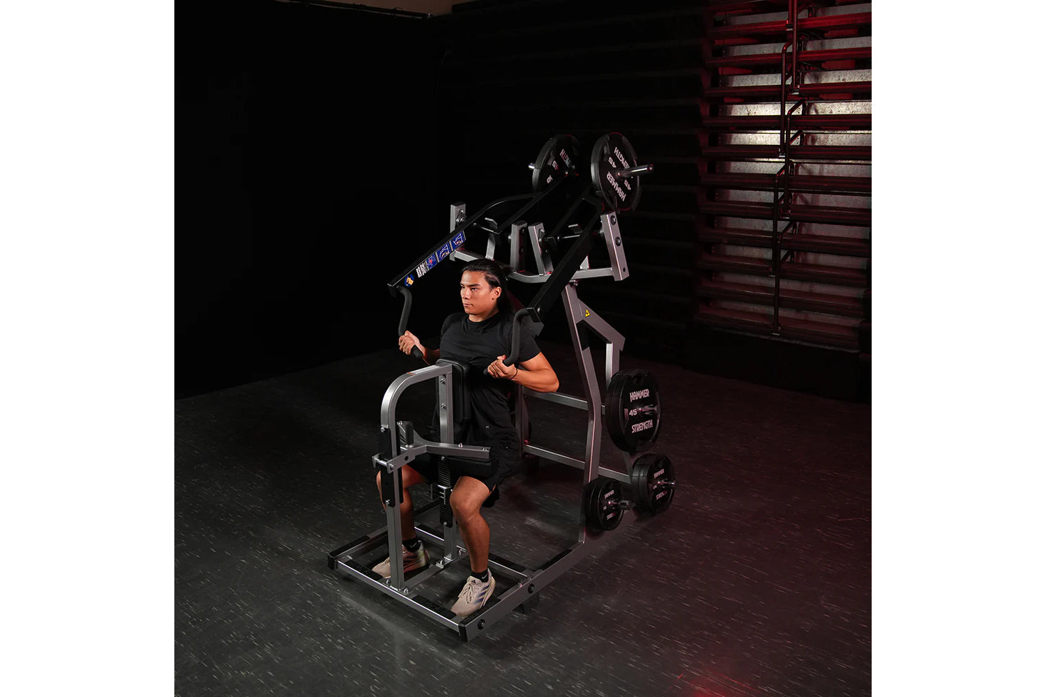 Hammer Strength Plate Loaded Iso-Lateral Front Lat Pulldown Machine - Professional Gym Equipment for Back Workouts & Strength Training - Perfect for Home Gyms & Commercial Fitness Centers