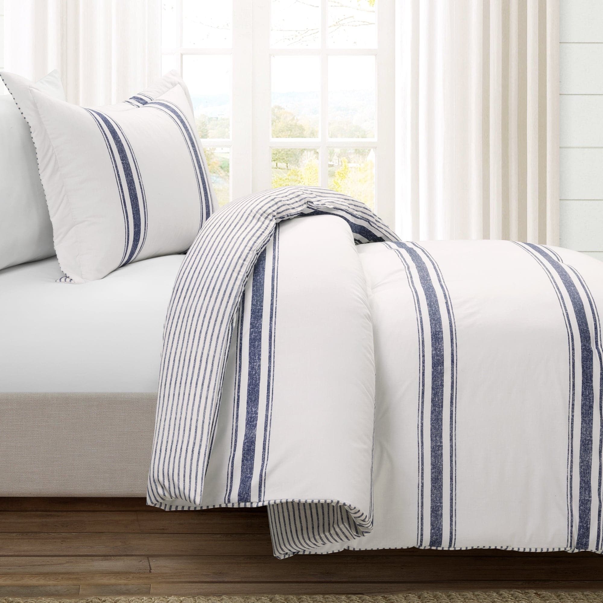 Farmhouse Stripe Reversible Comforter Set - King Size Bedding with Pillow Shams - Soft & Breathable Cotton - Perfect for Master Bedroom, Guest Room & Cozy Farmhouse Decor