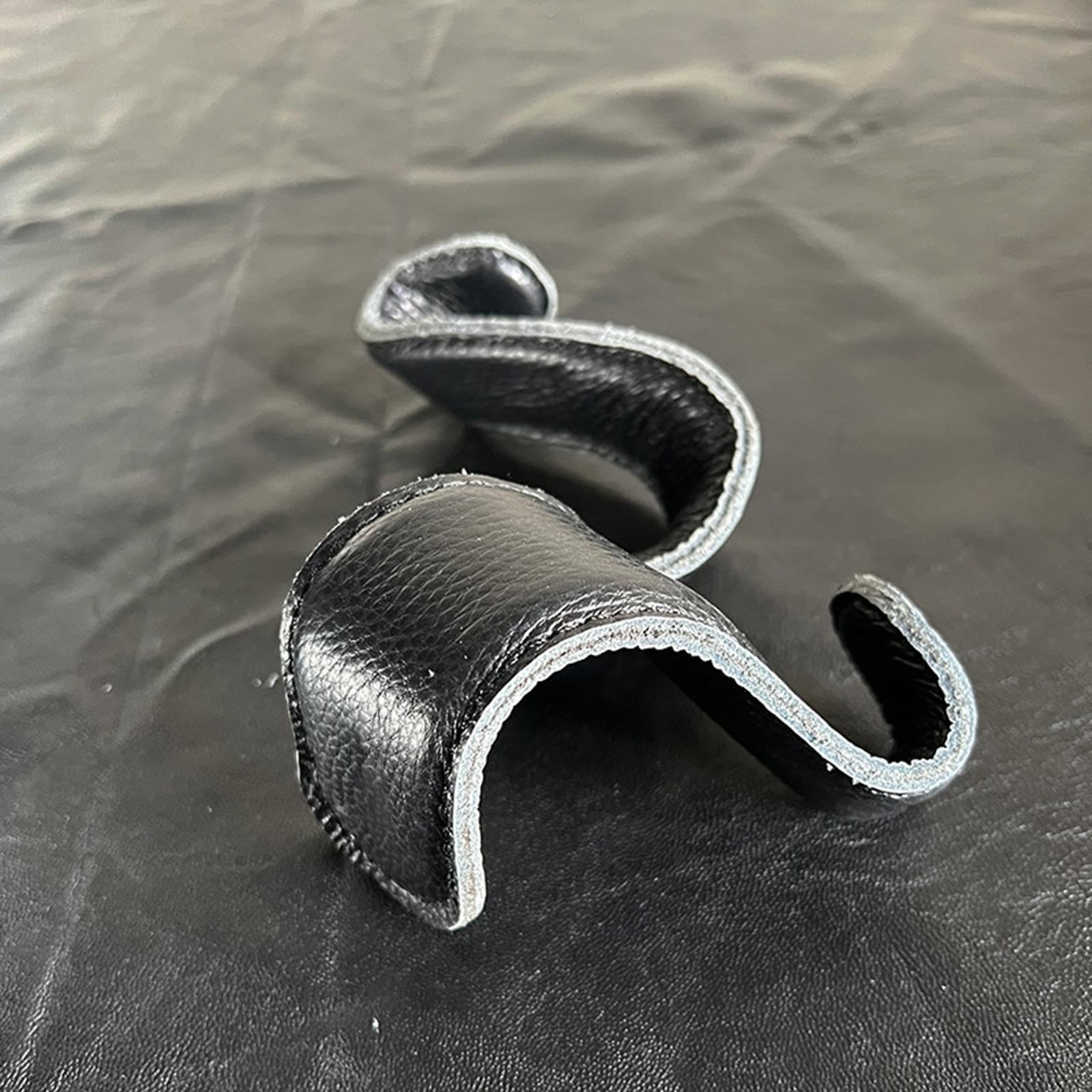 Universal Trombone Grips Wrap - Comfortable Hand Strap for Musicians | Portable Instrument Accessory | Perfect Gift for Trombone Players | Ideal for Practice, Performances & Travel